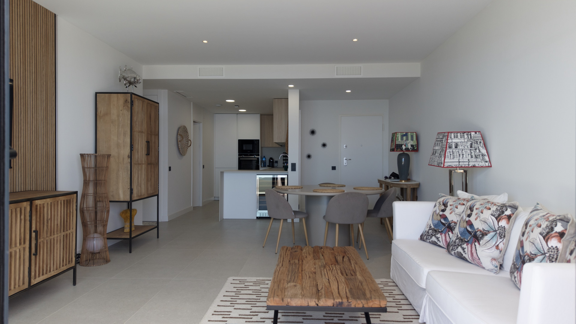 Apartment 2 Bedrooms 2 Bathrooms in Marbella, Costa del Sol
