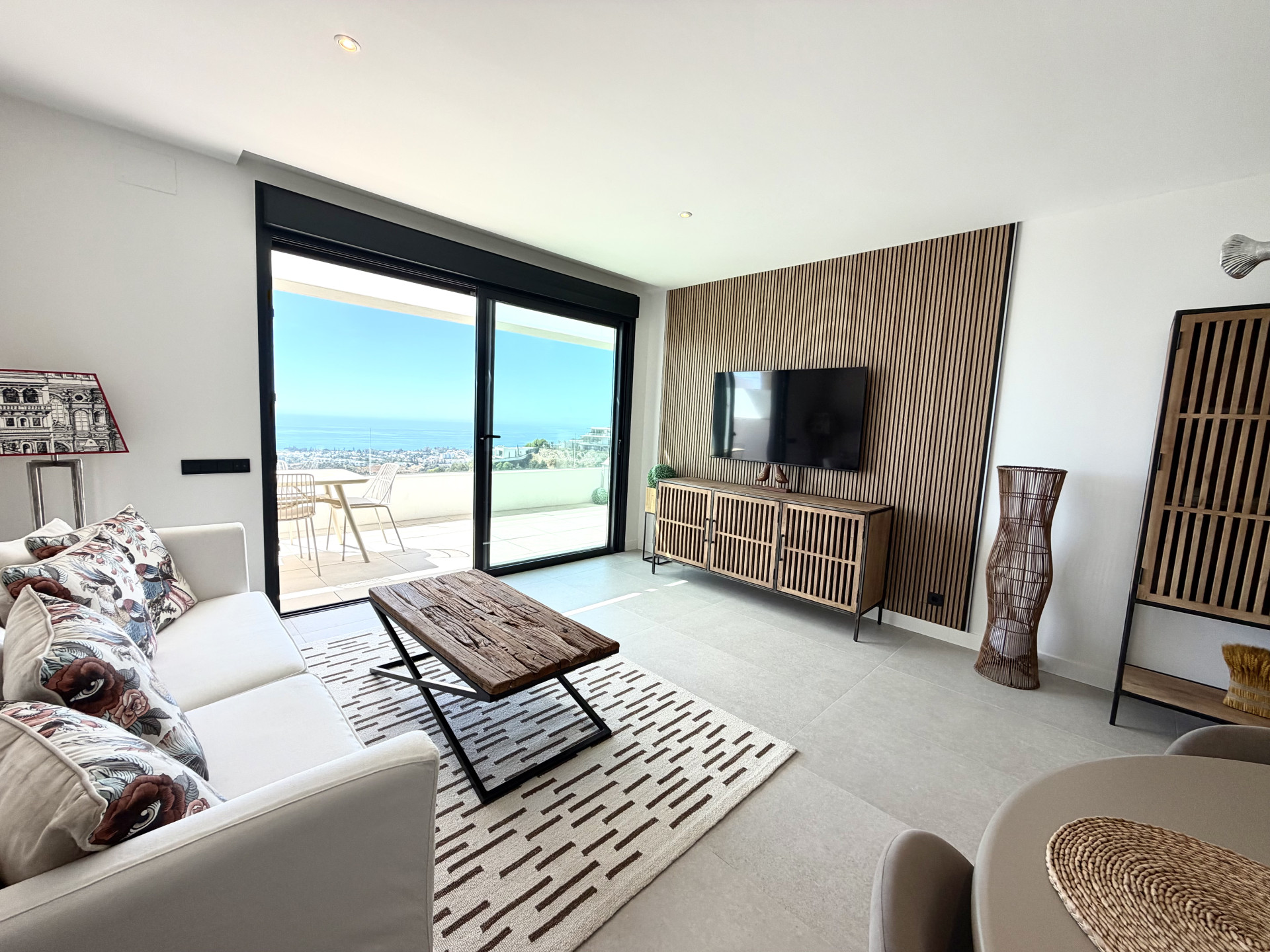 Apartment 2 Bedrooms 2 Bathrooms in Marbella, Costa del Sol