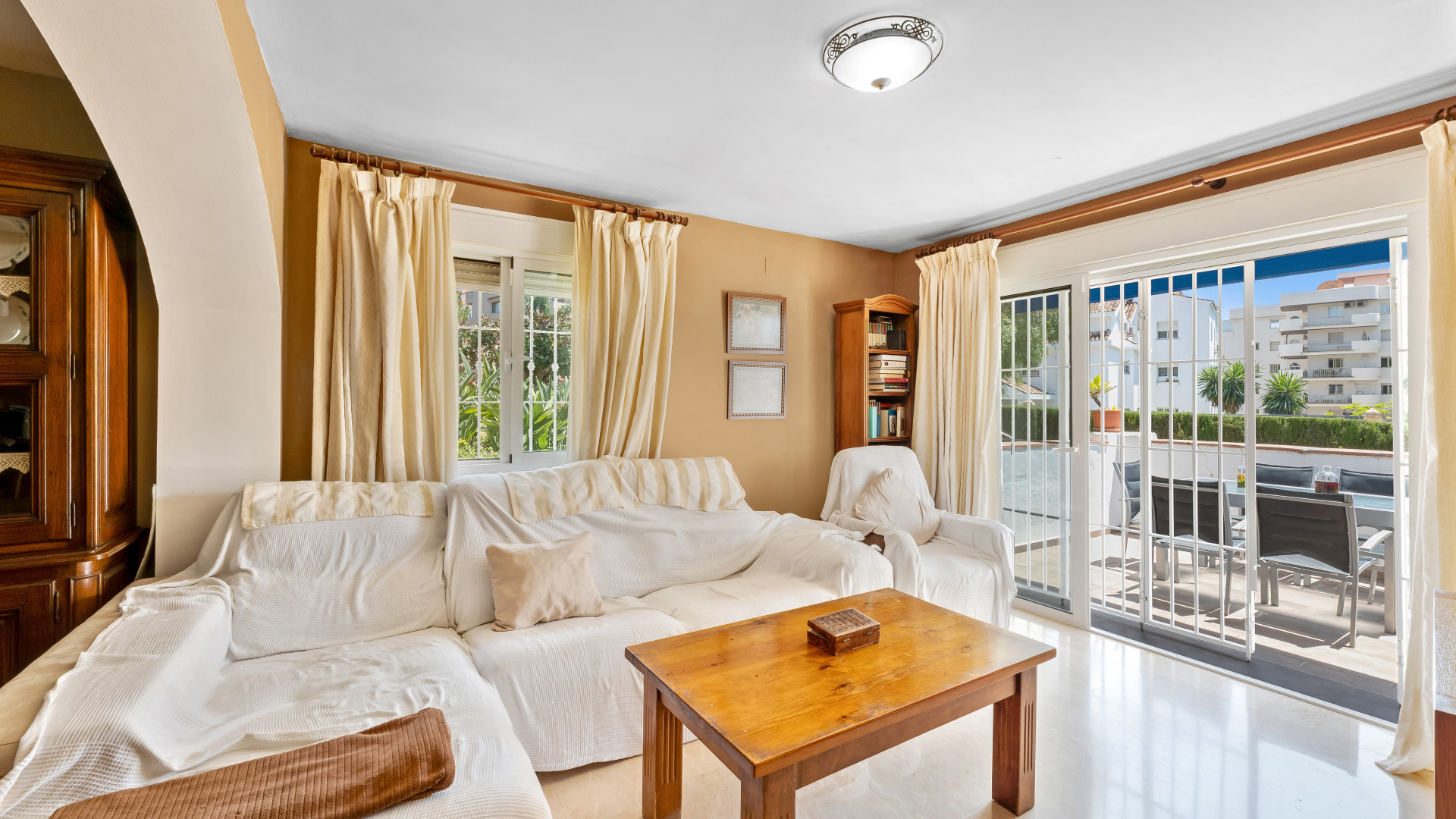 Apartment 3 Bedrooms 3 Bathrooms in Marbella, Costa del Sol