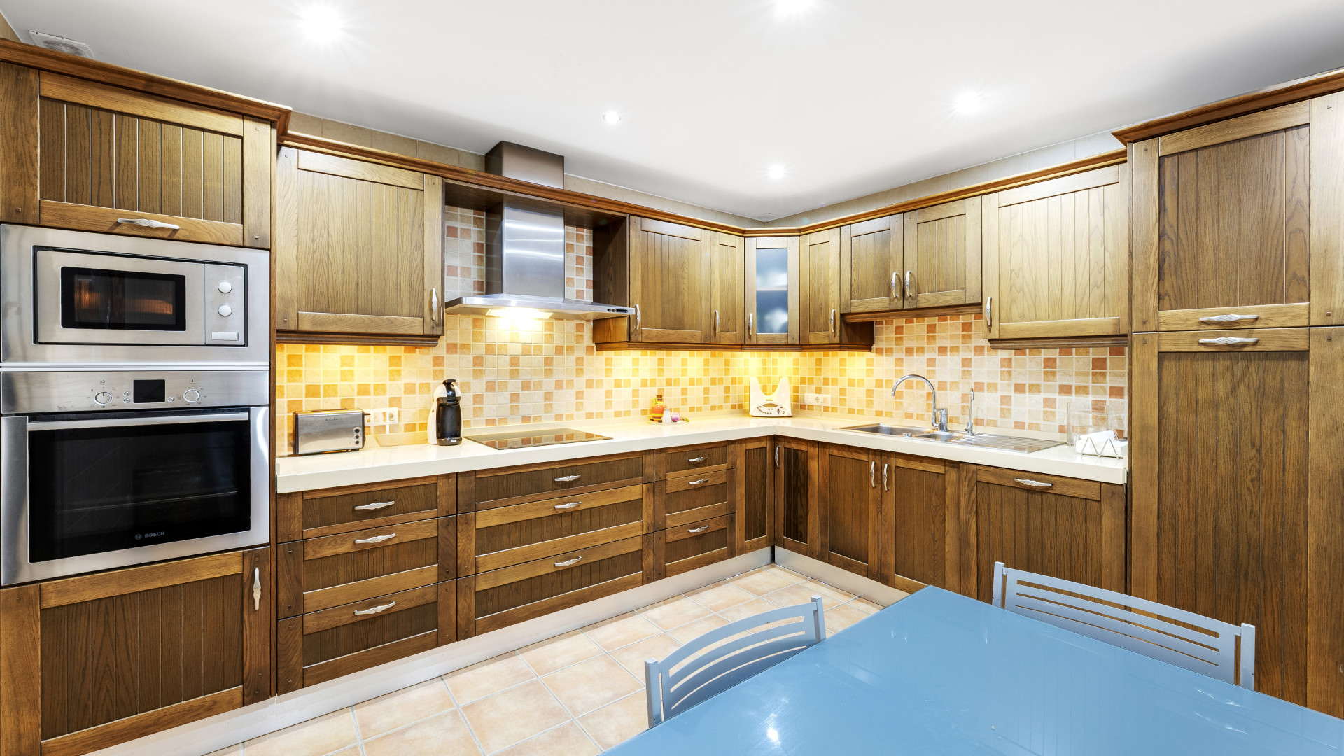 Apartment 3 Bedrooms 3 Bathrooms in Marbella, Costa del Sol