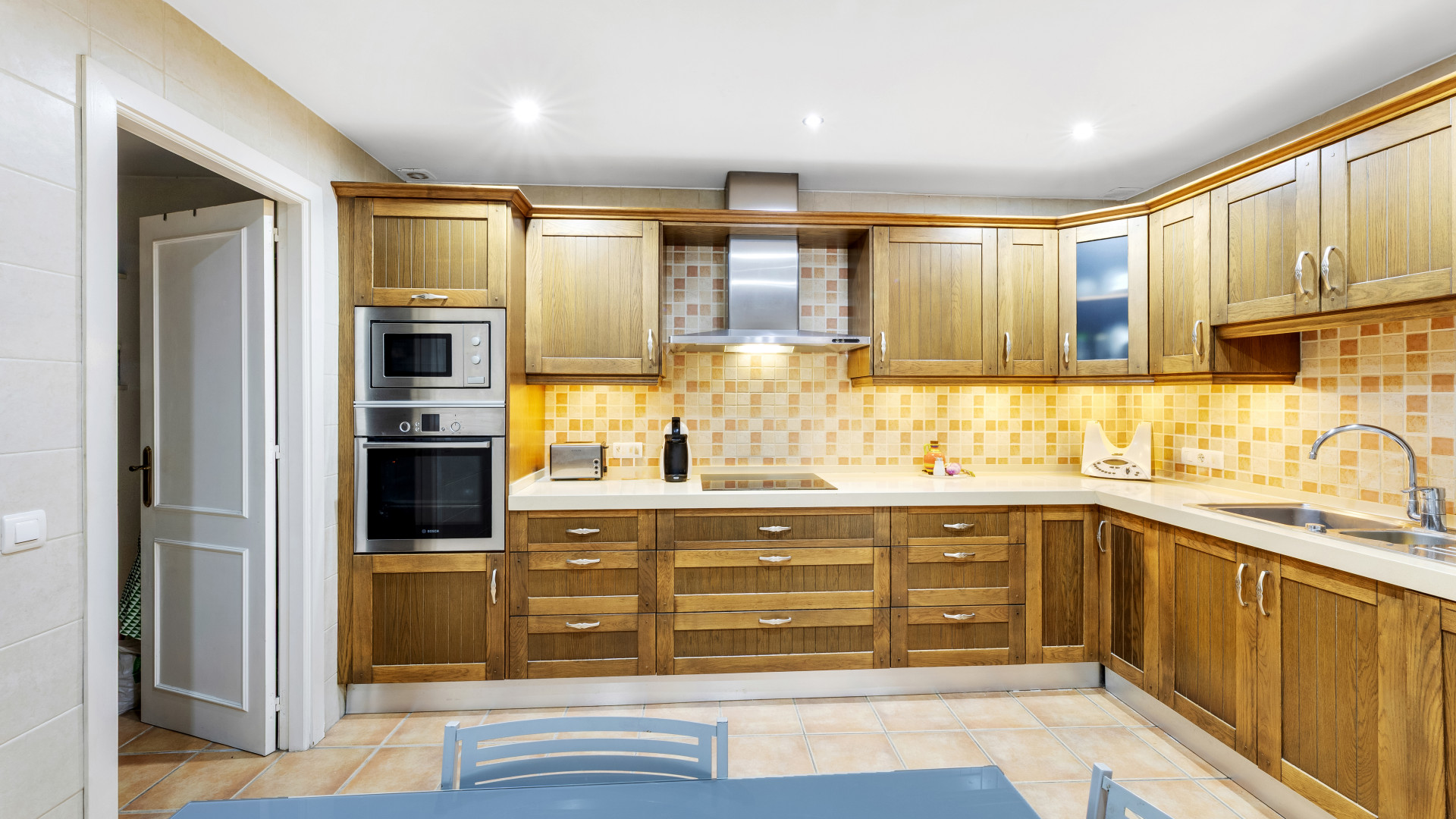 Apartment 3 Bedrooms 3 Bathrooms in Marbella, Costa del Sol