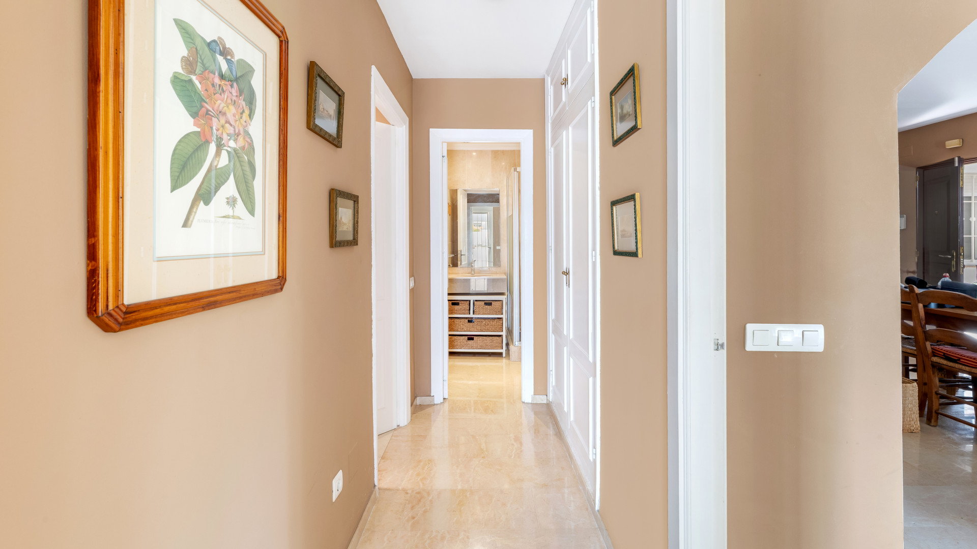 Apartment 3 Bedrooms 3 Bathrooms in Marbella, Costa del Sol