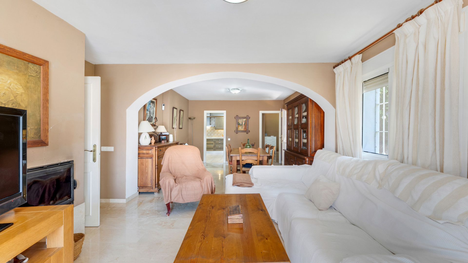Apartment 3 Bedrooms 3 Bathrooms in Marbella, Costa del Sol
