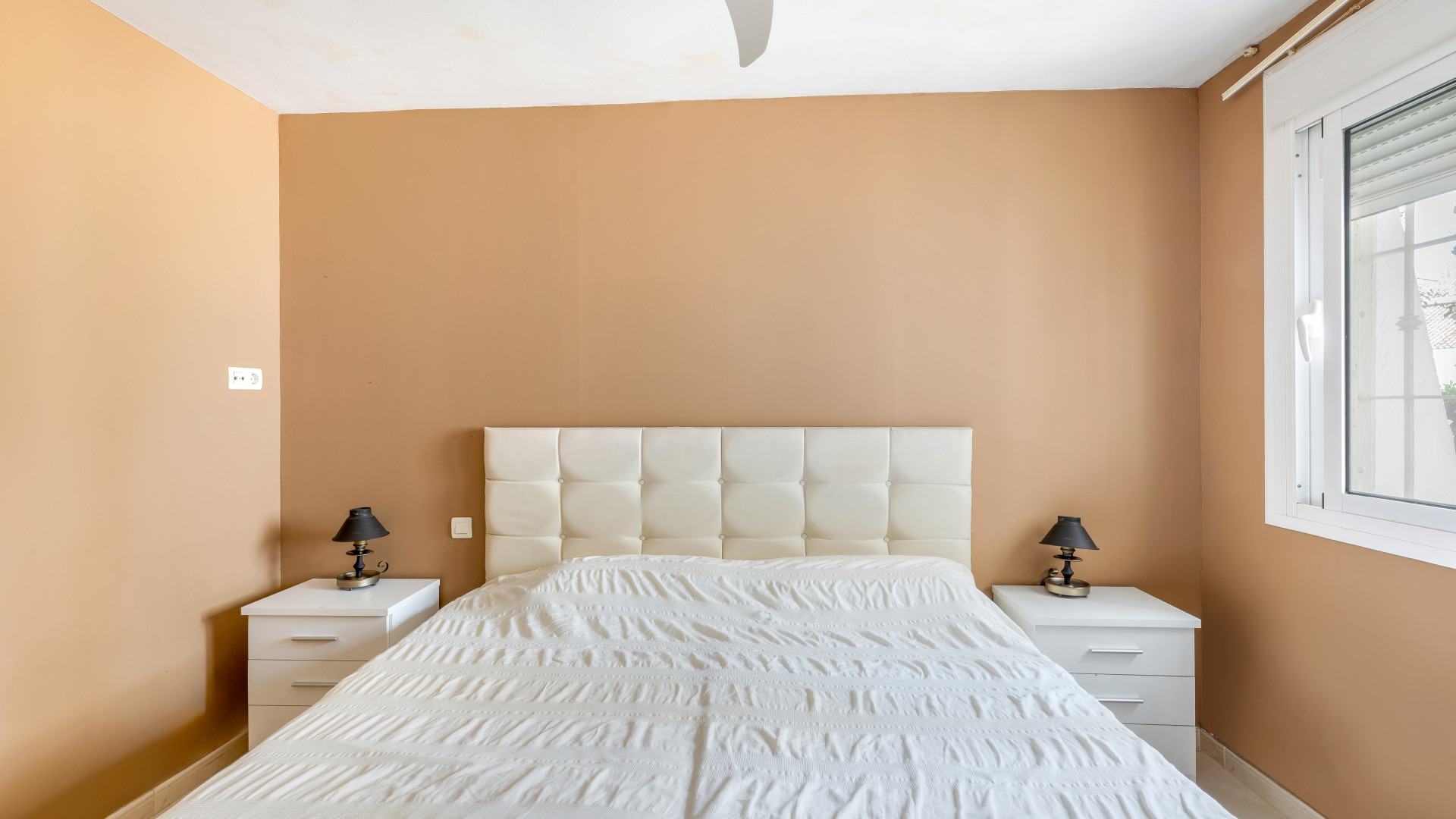 Apartment 3 Bedrooms 3 Bathrooms in Marbella, Costa del Sol