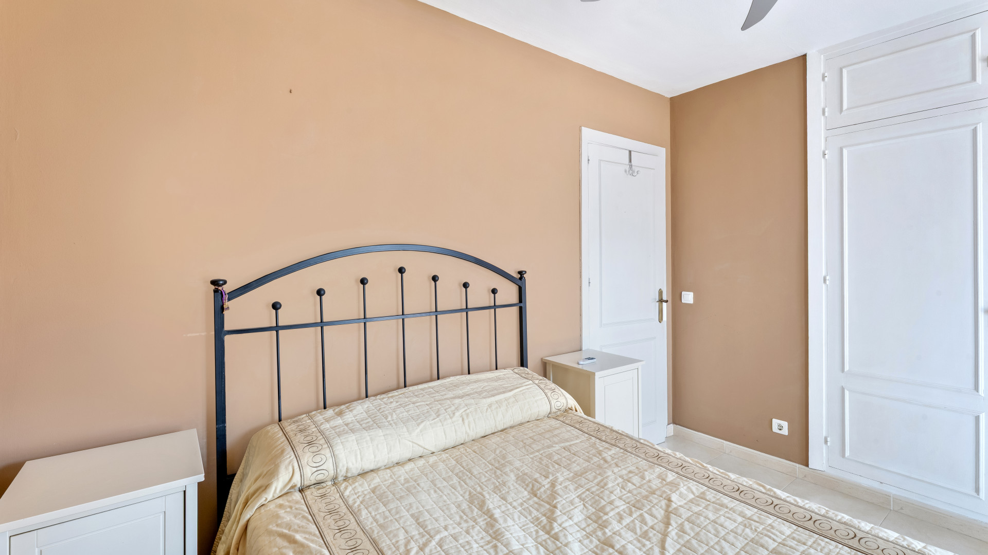 Apartment 3 Bedrooms 3 Bathrooms in Marbella, Costa del Sol