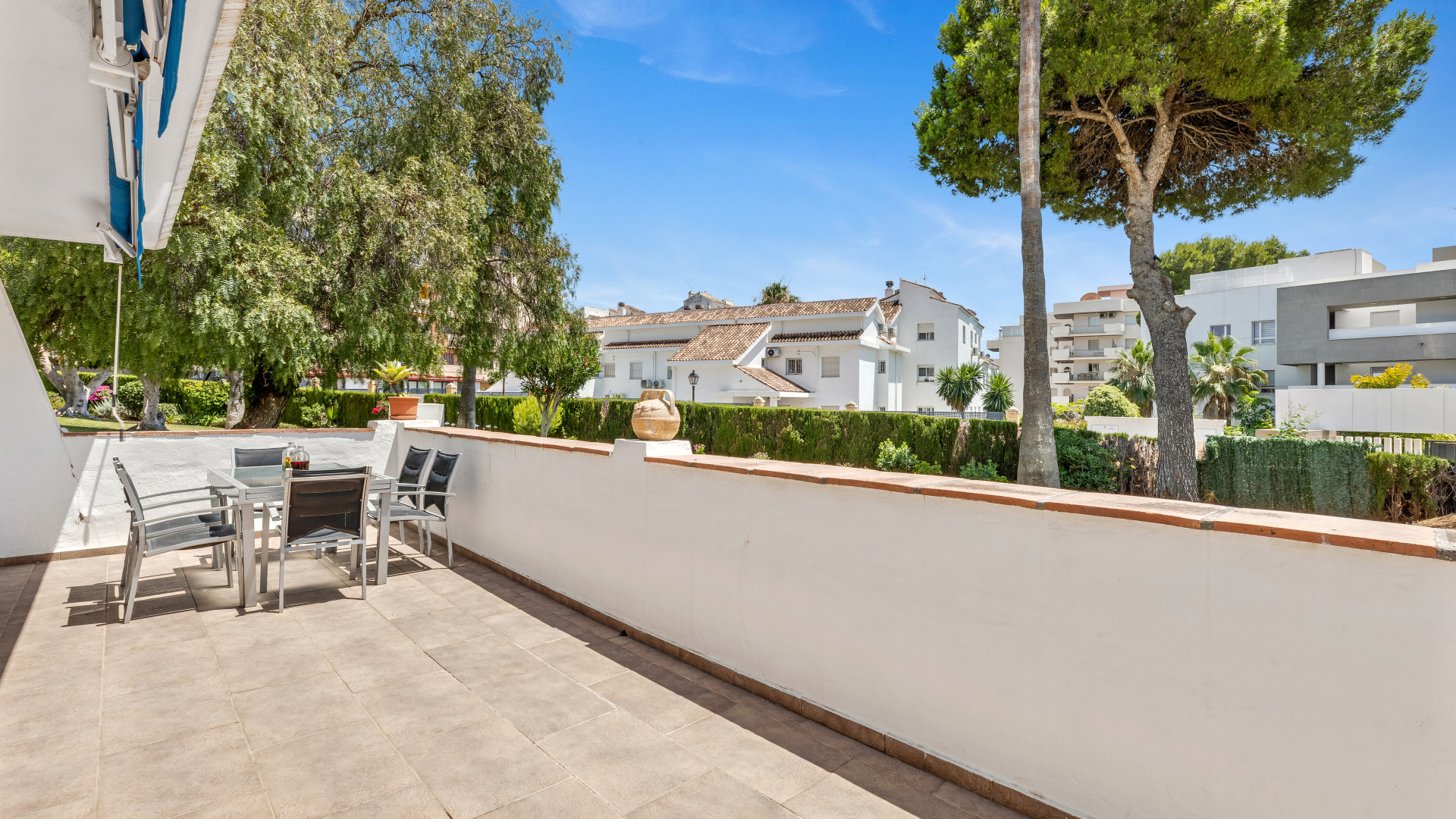 Apartment 3 Bedrooms 3 Bathrooms in Marbella, Costa del Sol