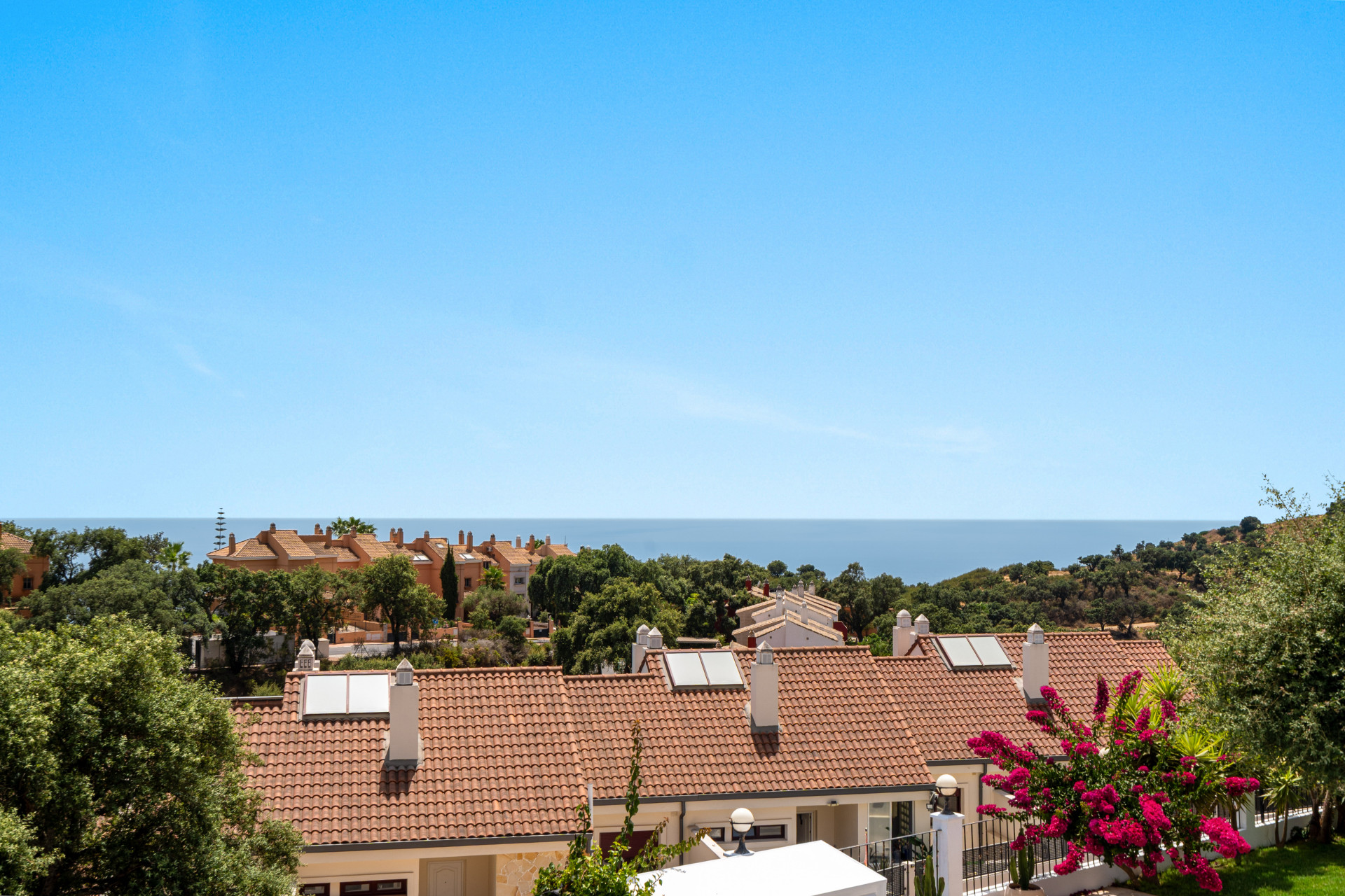 Villa 4 Bedrooms 3 Bathrooms in Marbella, Costa del Sol