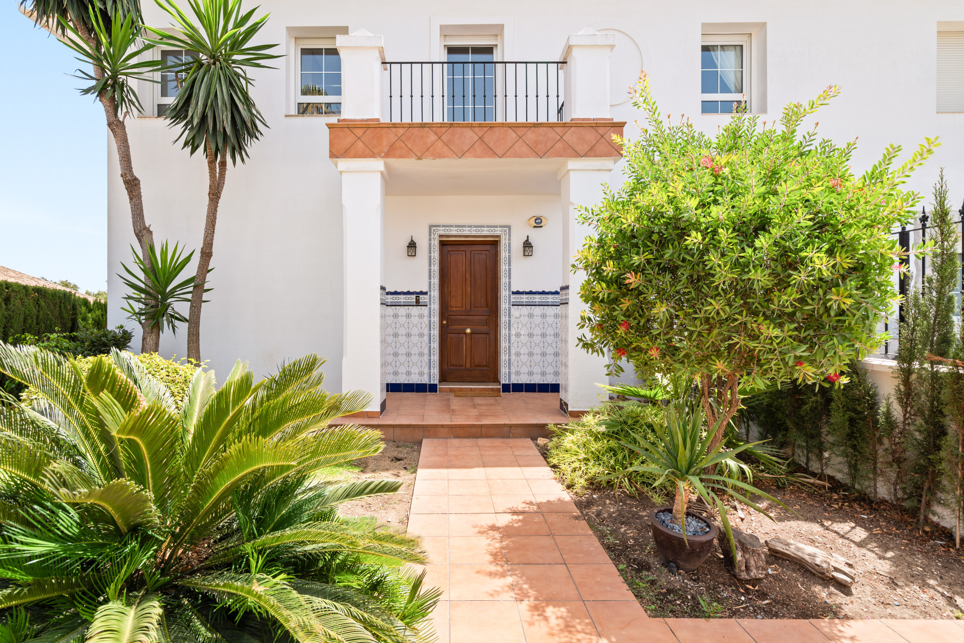 Villa 4 Bedrooms 3 Bathrooms in Marbella, Costa del Sol