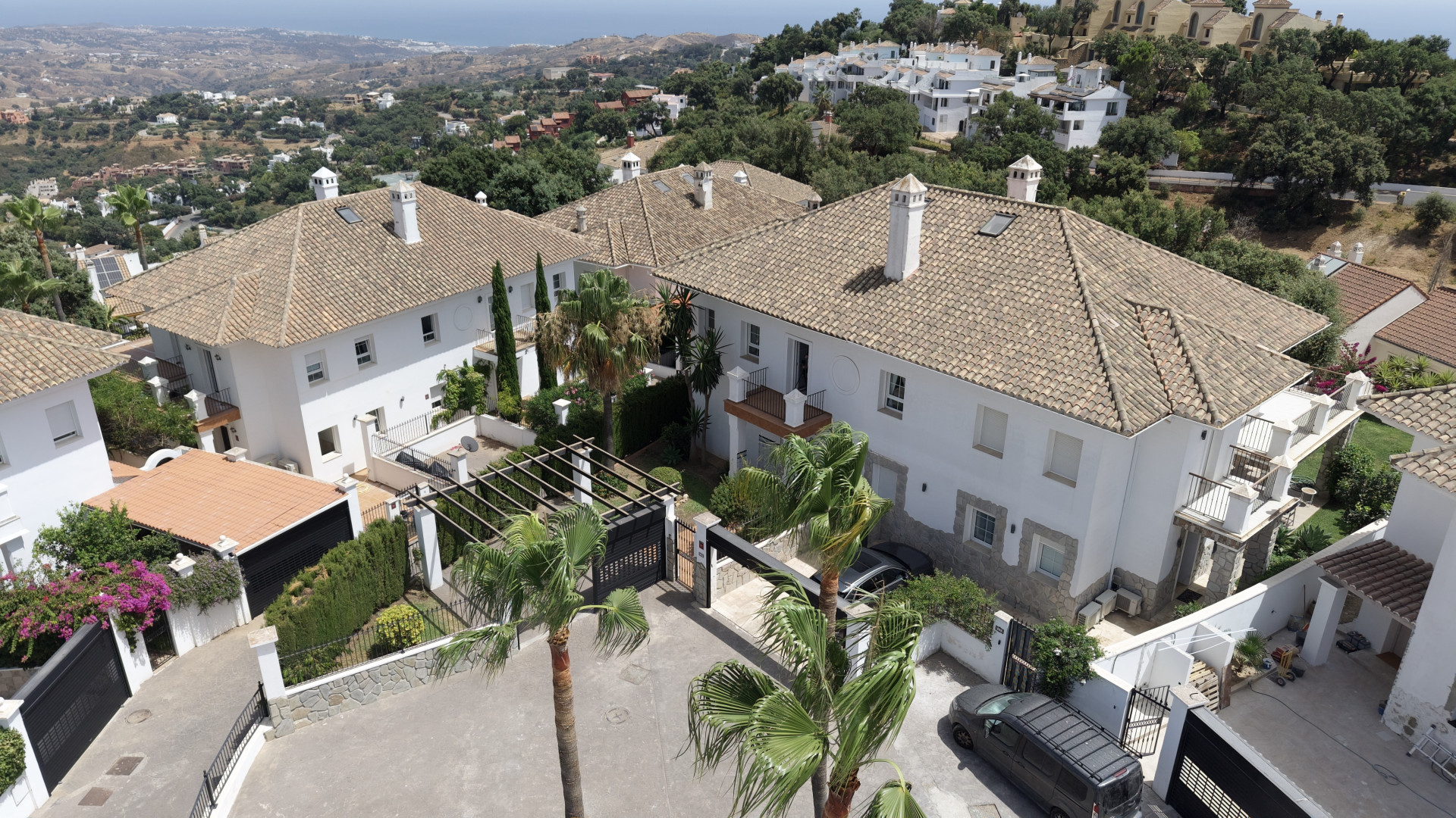 Villa 4 Bedrooms 3 Bathrooms in Marbella, Costa del Sol