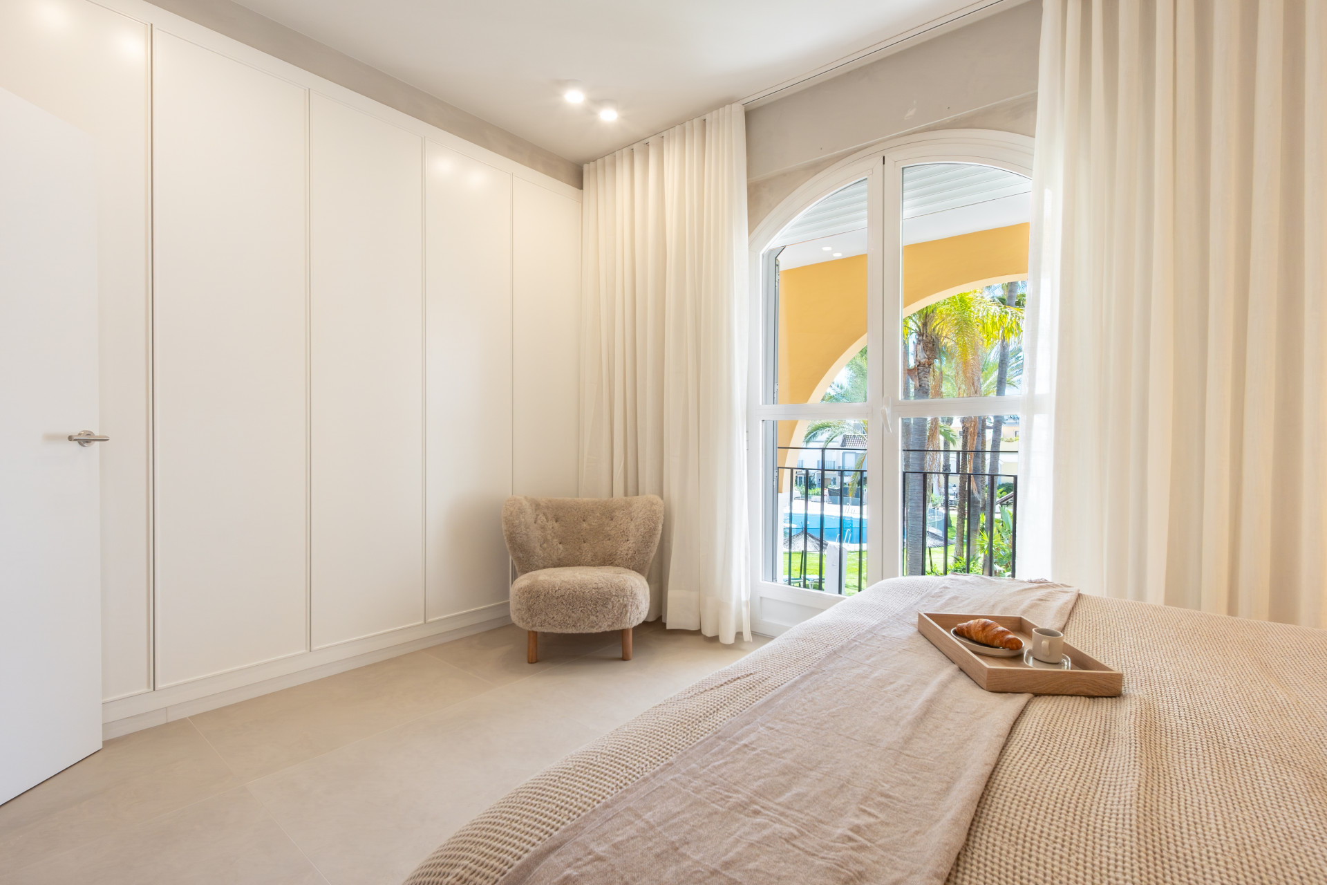 Town House 3 Bedrooms 3 Bathrooms in Marbella, Costa del Sol