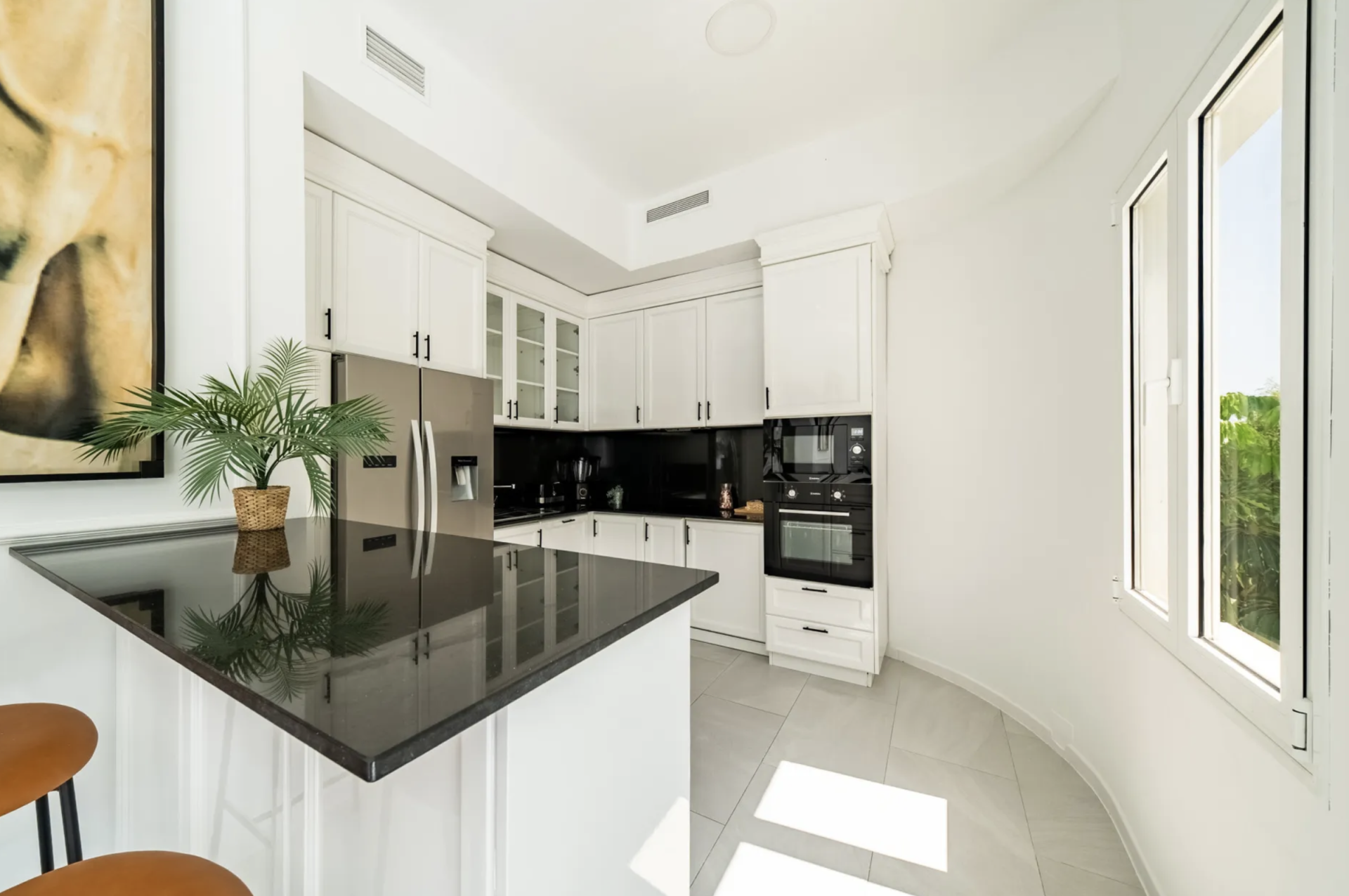 Villa 4 Bedrooms 5 Bathrooms in Marbella, Costa del Sol