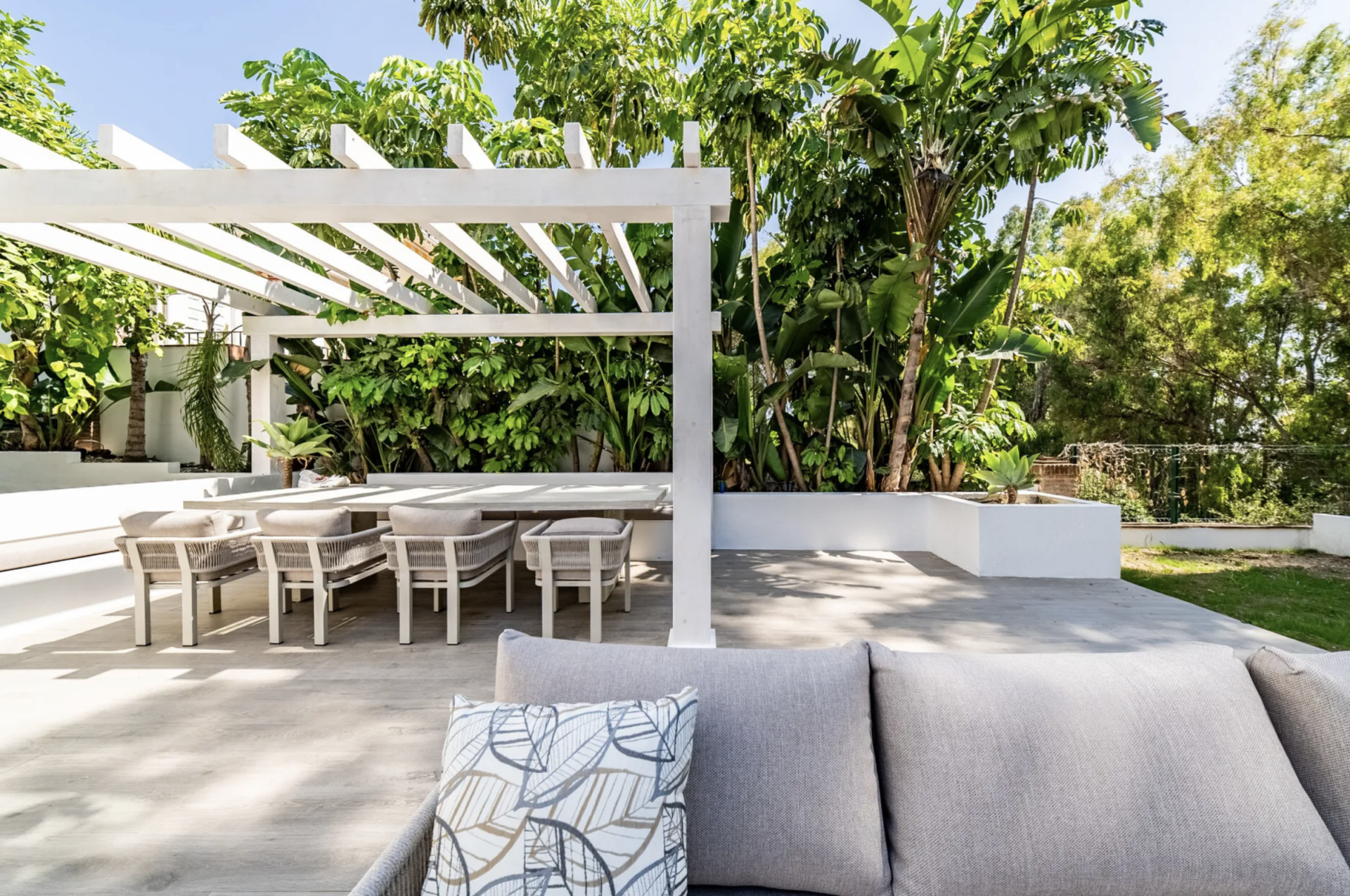 Villa 4 Bedrooms 5 Bathrooms in Marbella, Costa del Sol