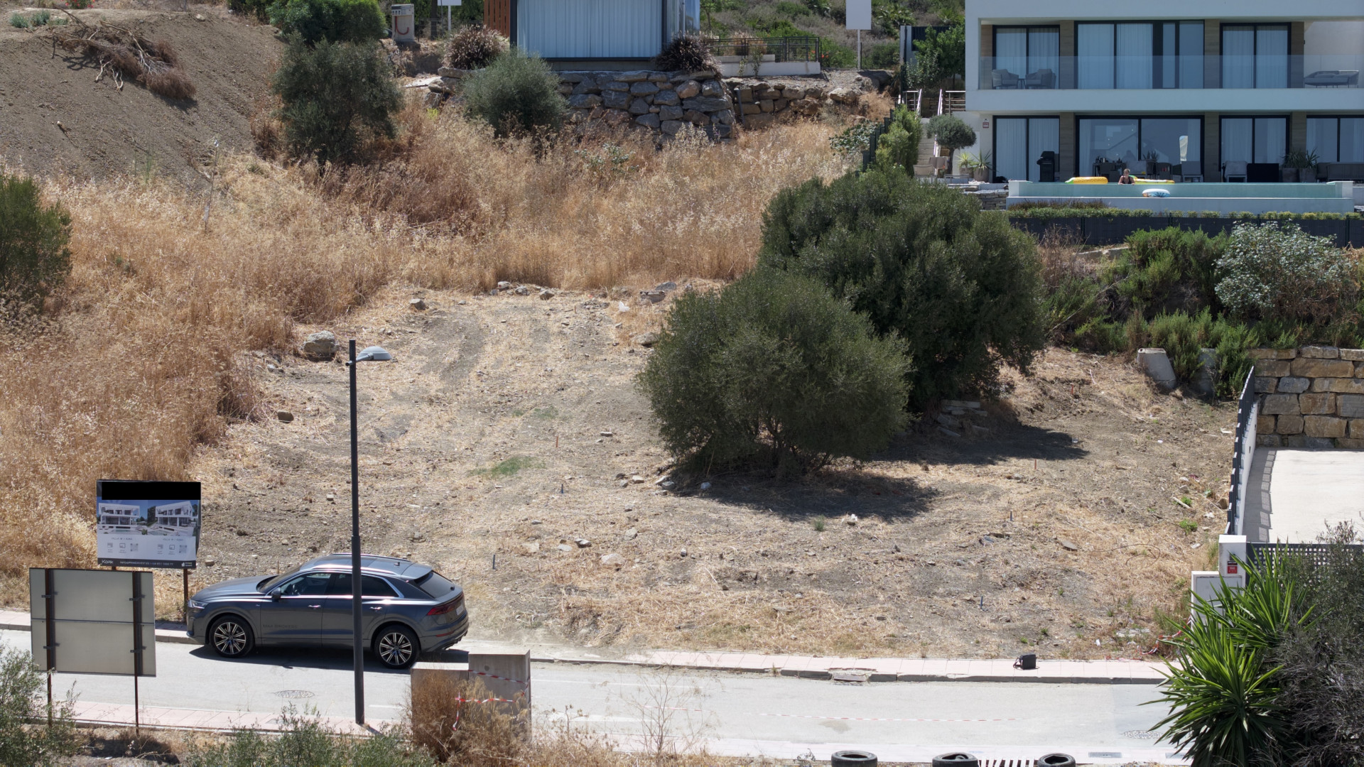 Villa 4 Bedrooms 4 Bathrooms in Estepona, Costa del Sol