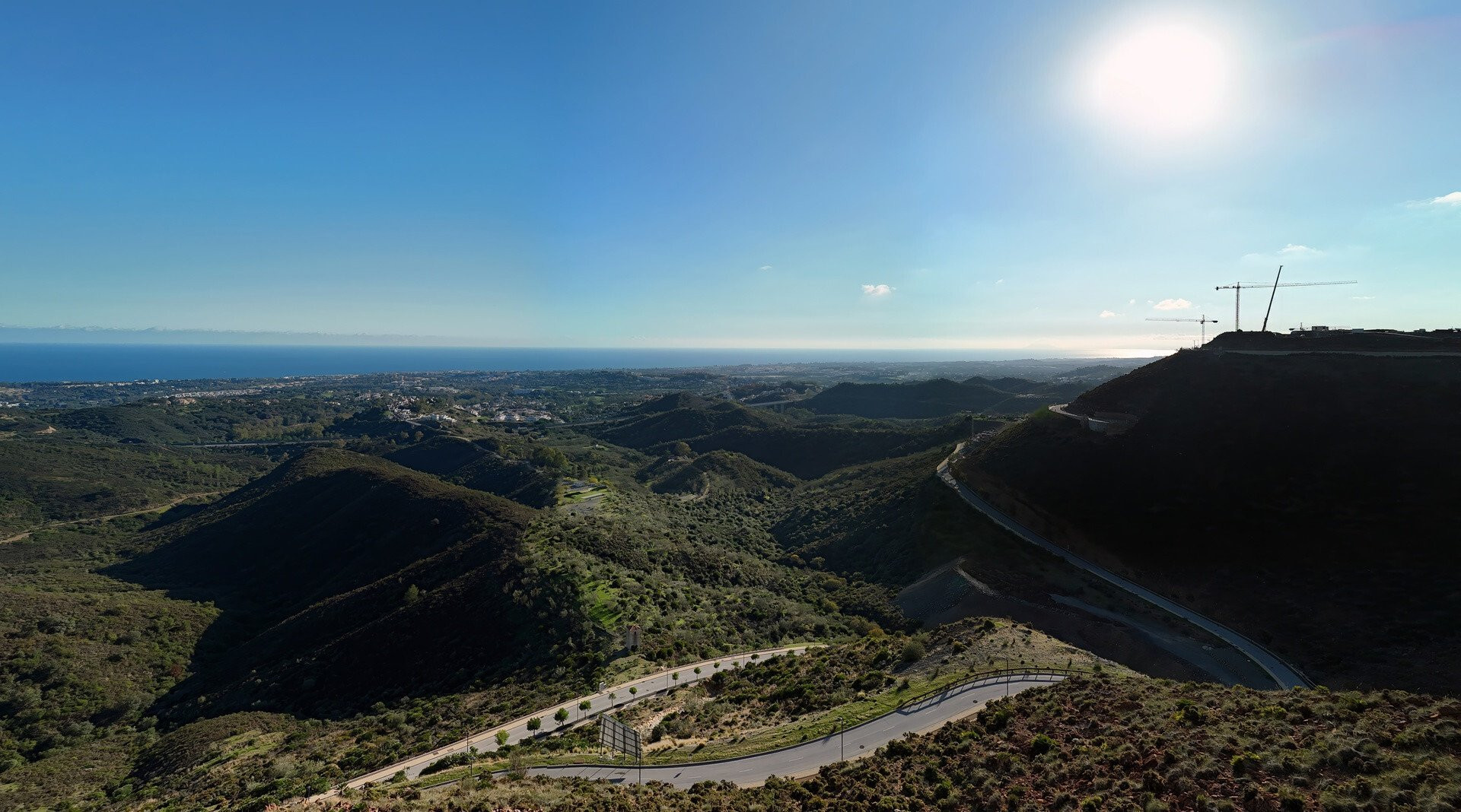 Penthouse 3 Bedrooms 4 Bathrooms in Benahavis, Costa del Sol