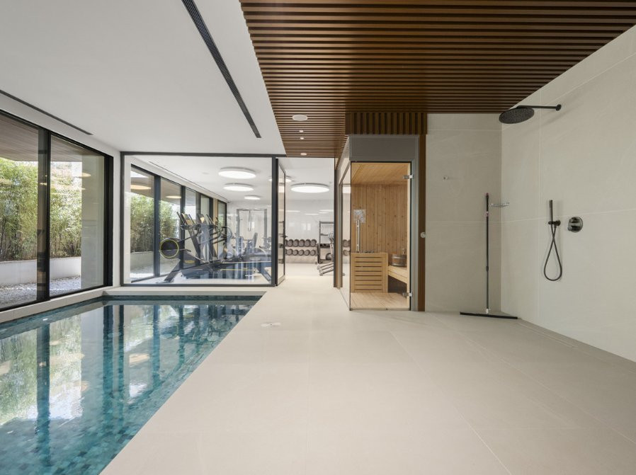 Penthouse 3 Bedrooms 2 Bathrooms in Estepona, Costa del Sol