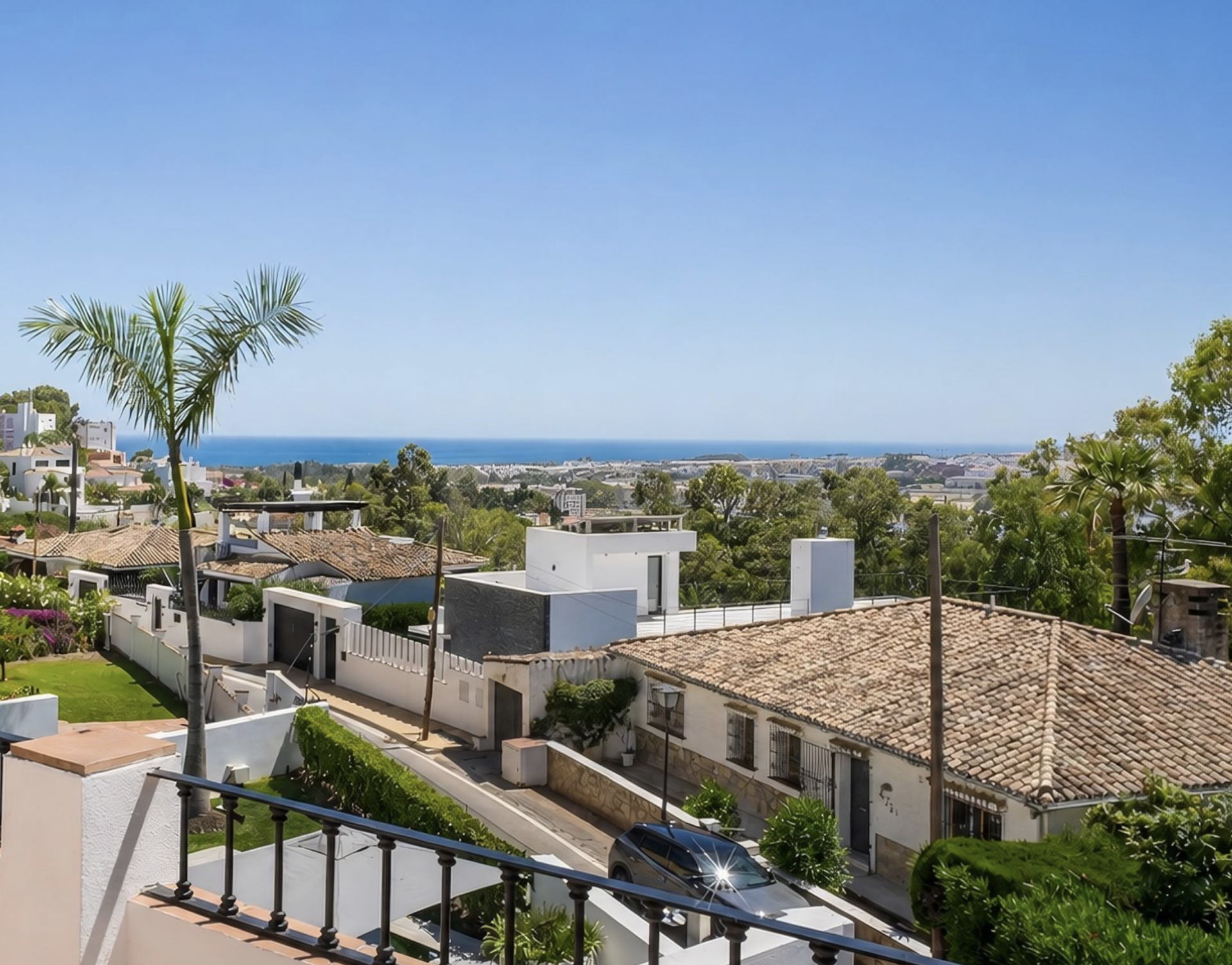 Villa 4 Bedrooms 5 Bathrooms in Marbella, Costa del Sol