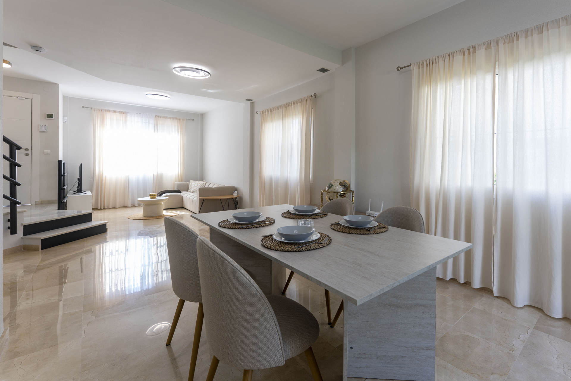 Town House 3 Bedrooms 3 Bathrooms in Marbella, Costa del Sol