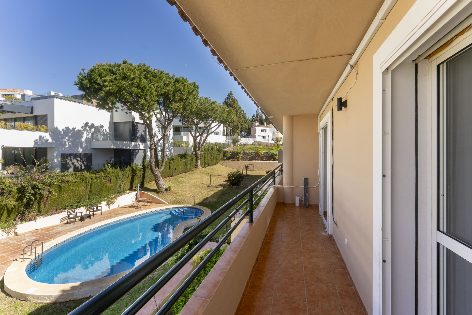 Town House 3 Bedrooms 3 Bathrooms in Marbella, Costa del Sol