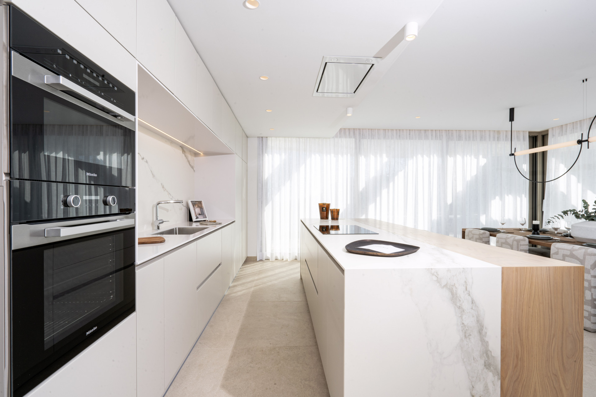 Penthouse 4 Bedrooms 4 Bathrooms in Marbella, Costa del Sol