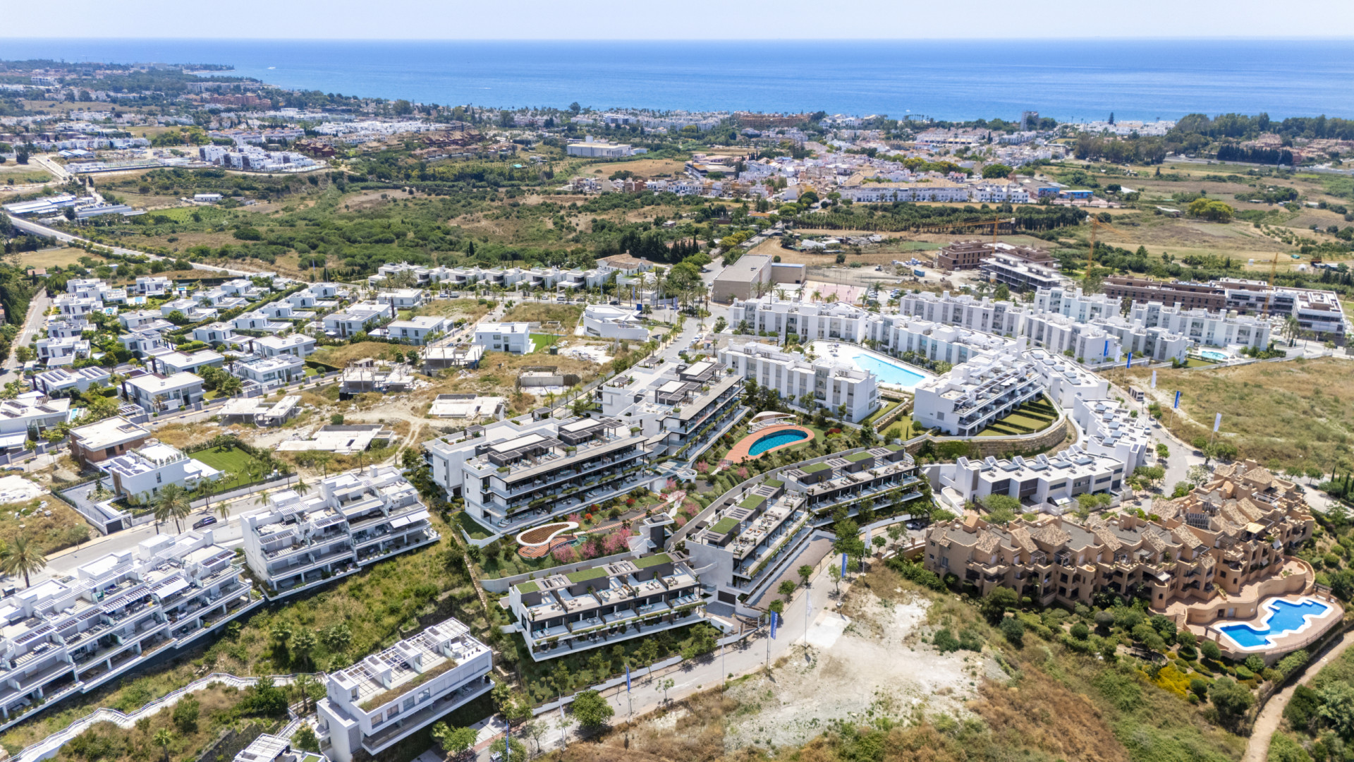 Apartment 2 Bedrooms 2 Bathrooms in Estepona, Costa del Sol