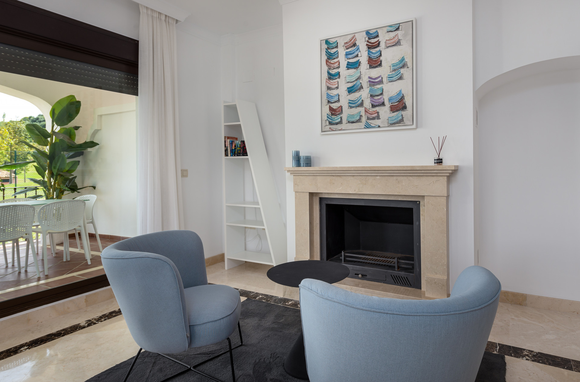 Villa 4 Bedrooms 4 Bathrooms in Estepona, Costa del Sol