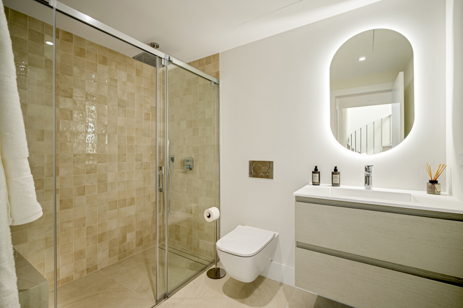 Villa 4 Bedrooms 4 Bathrooms in Benahavis, Costa del Sol