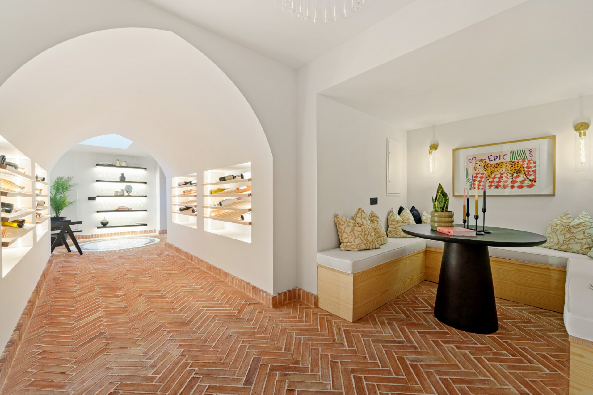 Villa 6 Bedrooms 7 Bathrooms in Marbella, Costa del Sol