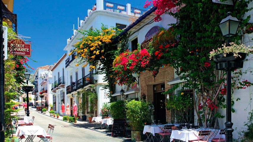 Apartment 3 Bedrooms 2 Bathrooms in Estepona, Costa del Sol