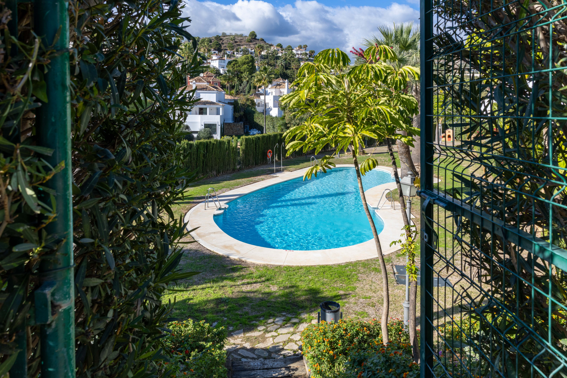 Apartment 2 Bedrooms 2 Bathrooms in Marbella, Costa del Sol