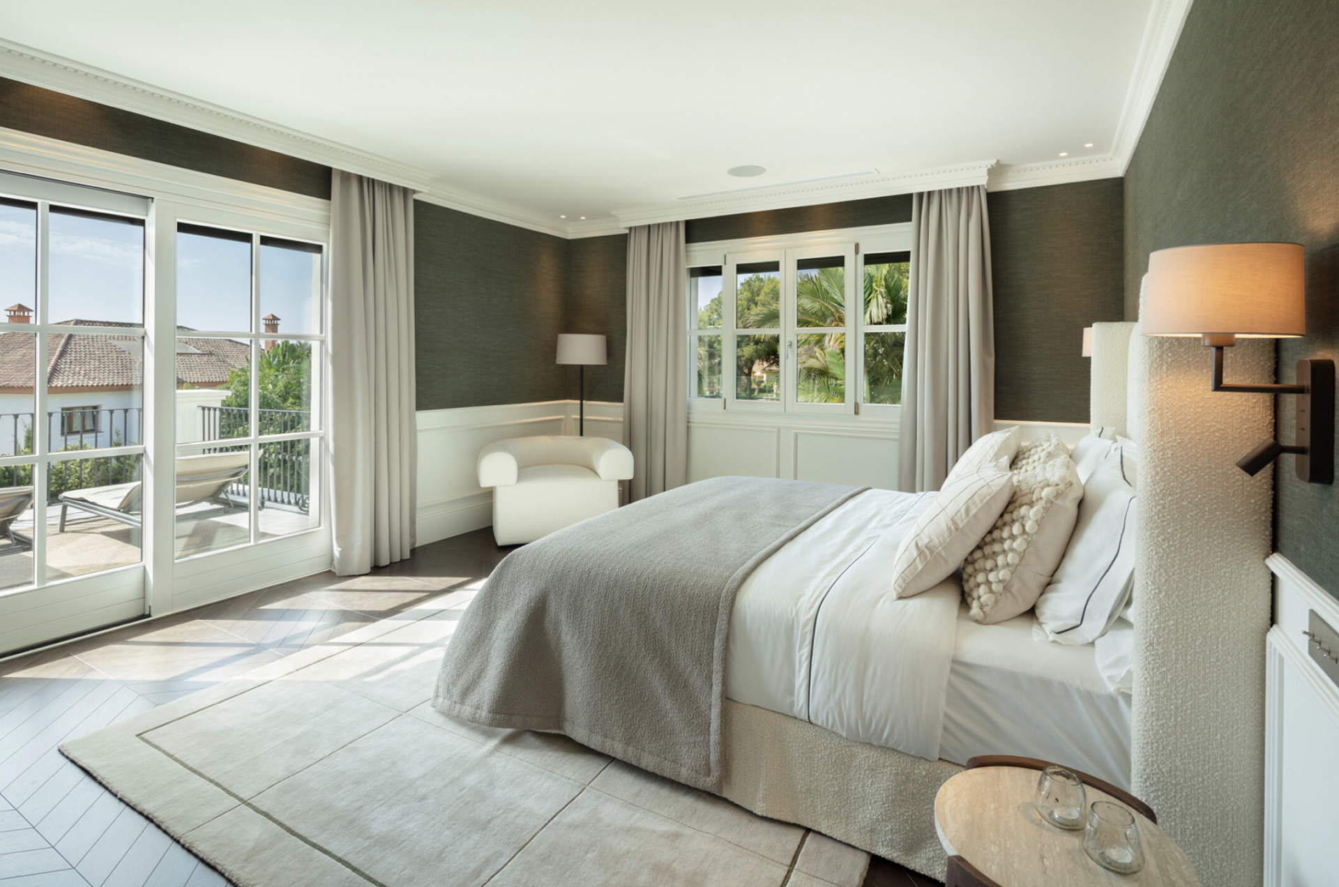 Villa 6 Bedrooms 7 Bathrooms in Marbella, Costa del Sol