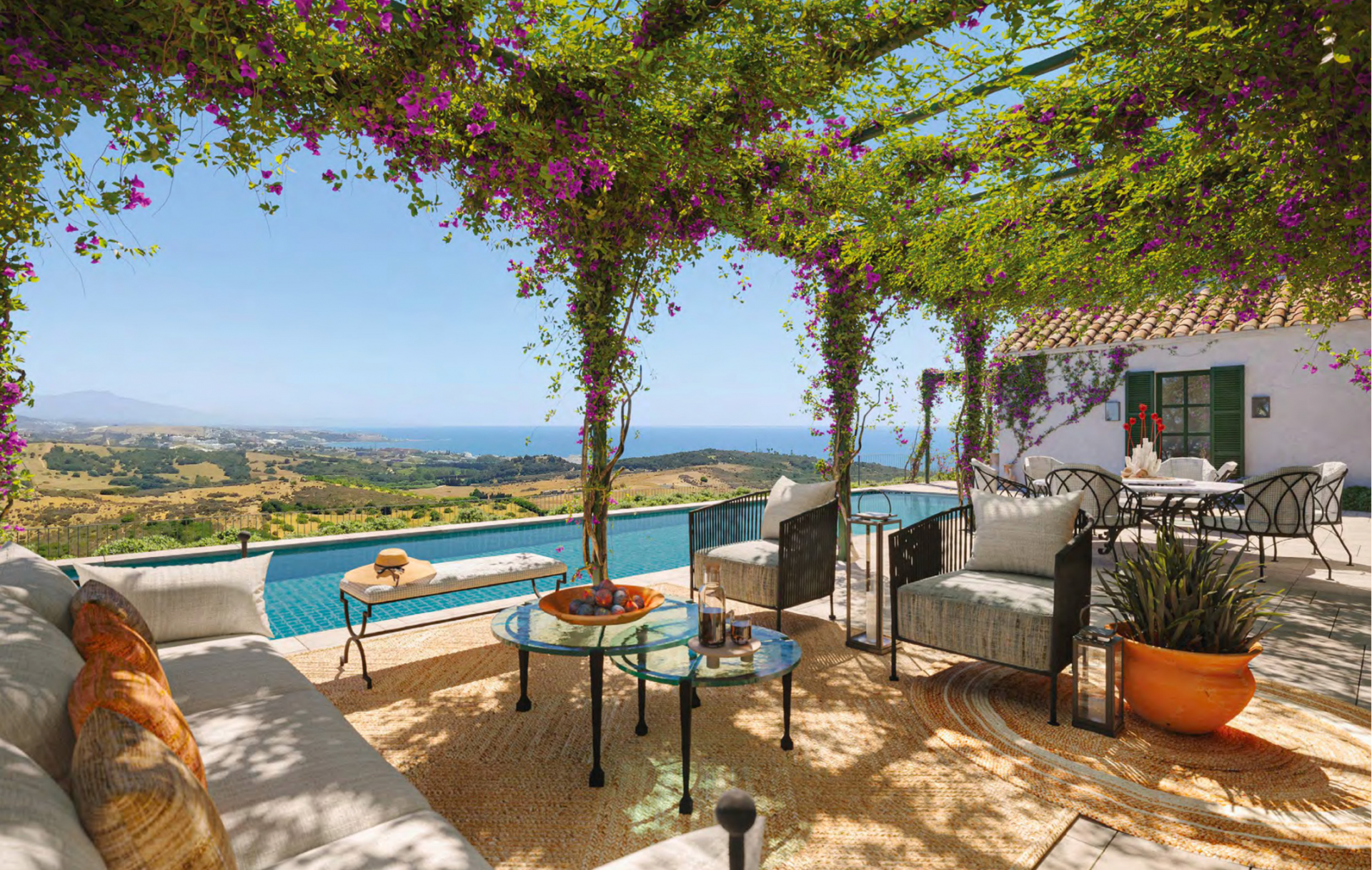 Villa 3 Bedrooms 4 Bathrooms in Casares, Costa del Sol