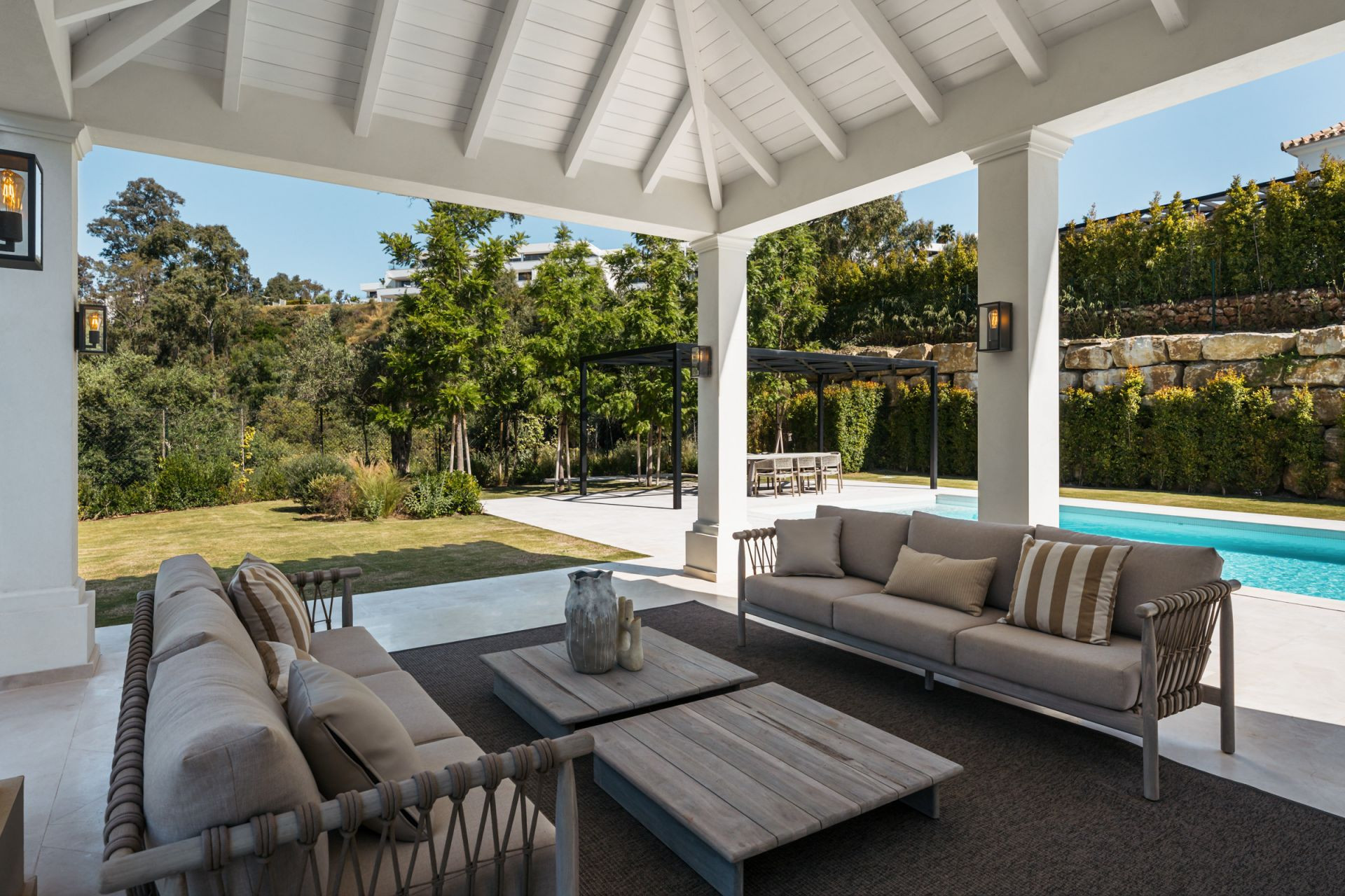 Villa 4 Bedrooms 5 Bathrooms in Marbella, Costa del Sol