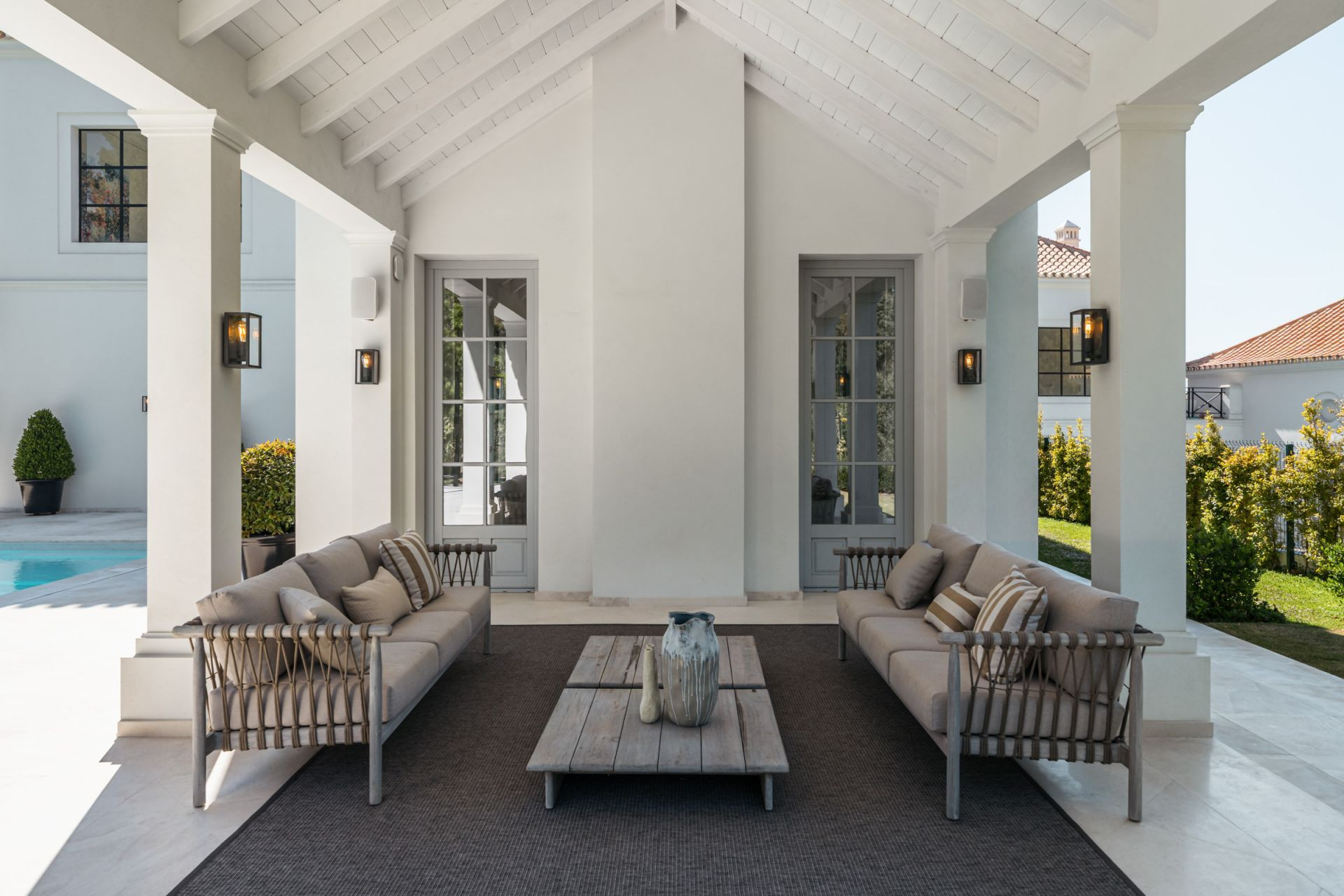 Villa 4 Bedrooms 5 Bathrooms in Marbella, Costa del Sol