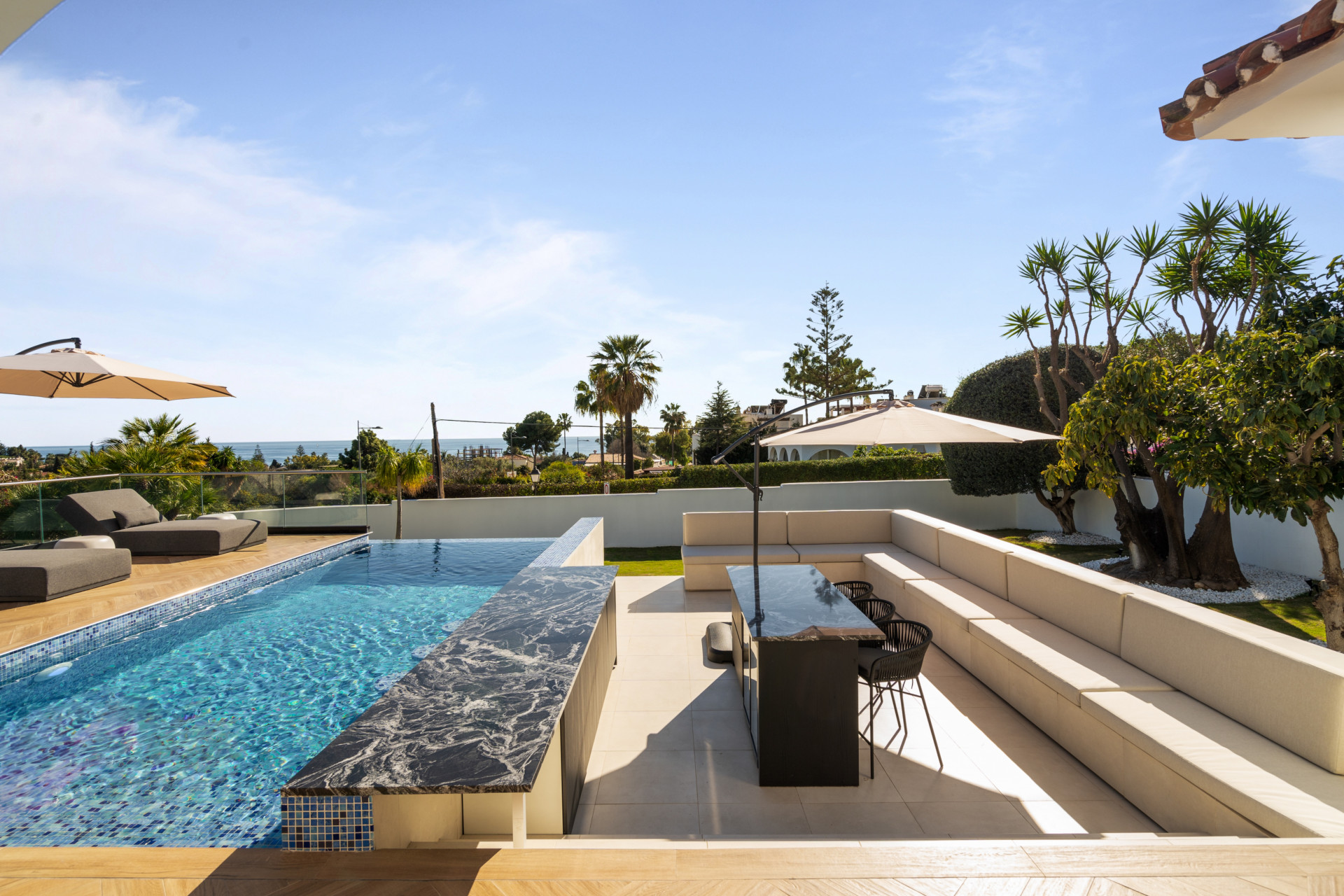 Villa 7 Bedrooms 7 Bathrooms in Marbella, Costa del Sol