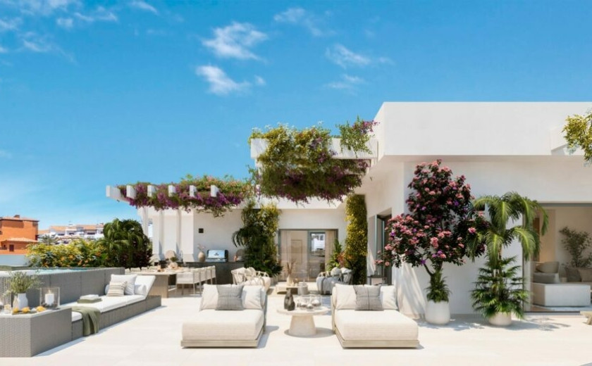 Apartment 2 Bedrooms 2 Bathrooms in Estepona, Costa del Sol