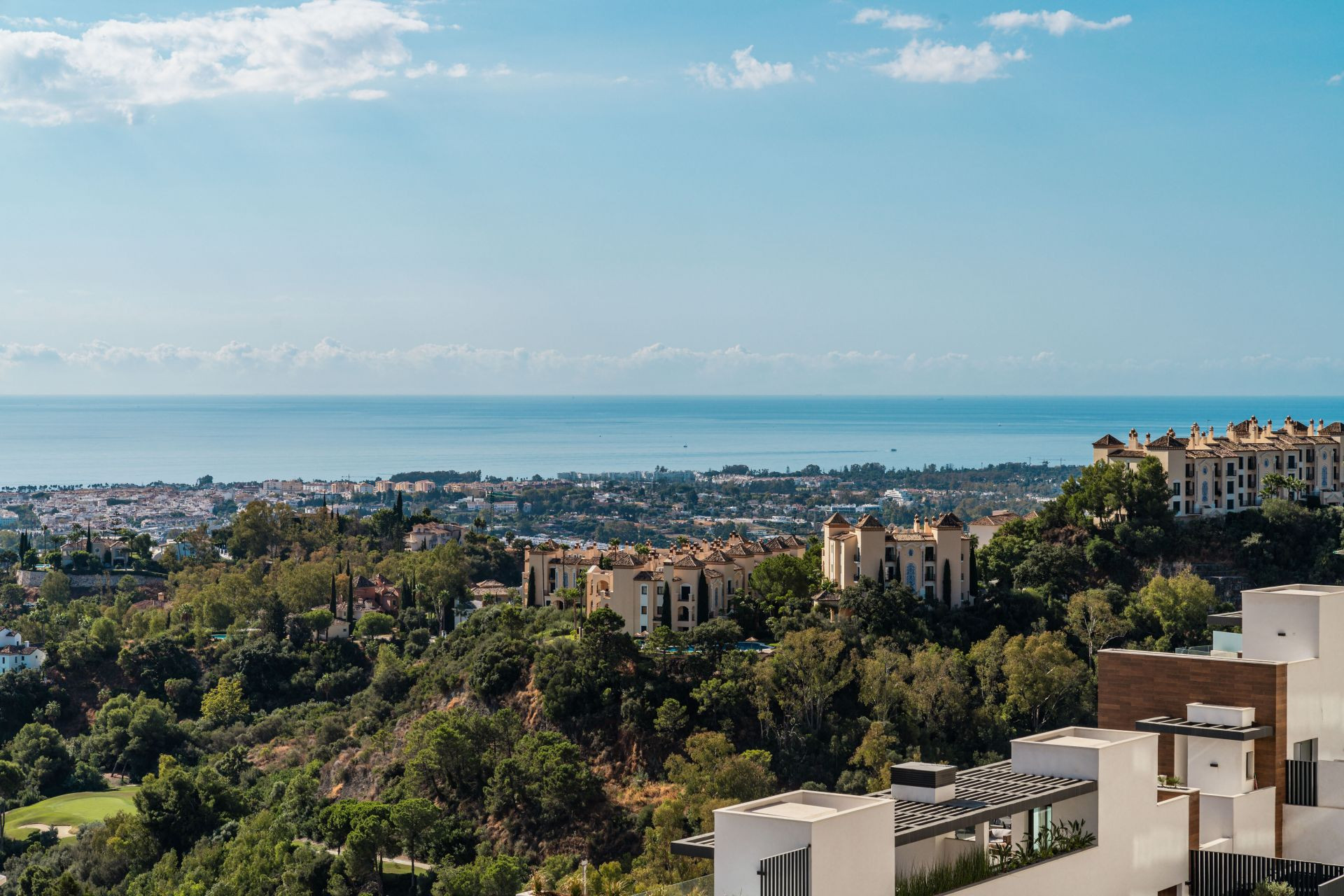 Apartment 3 Bedrooms 2 Bathrooms in Marbella, Costa del Sol