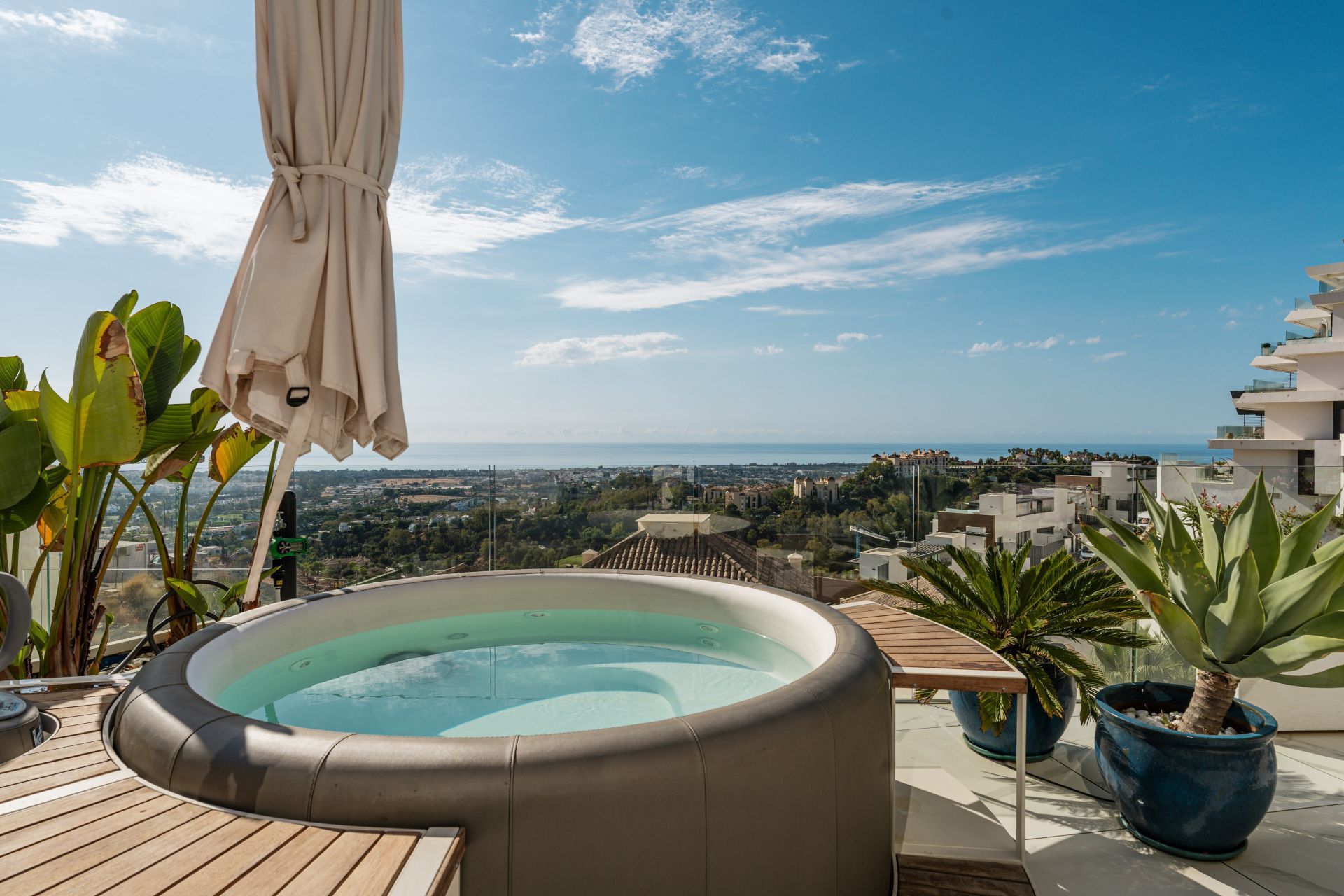 Apartment 3 Bedrooms 2 Bathrooms in Marbella, Costa del Sol