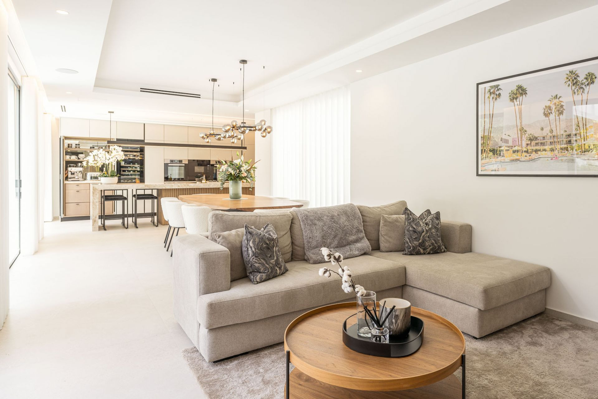 Villa 4 Bedrooms 4 Bathrooms in Marbella, Costa del Sol