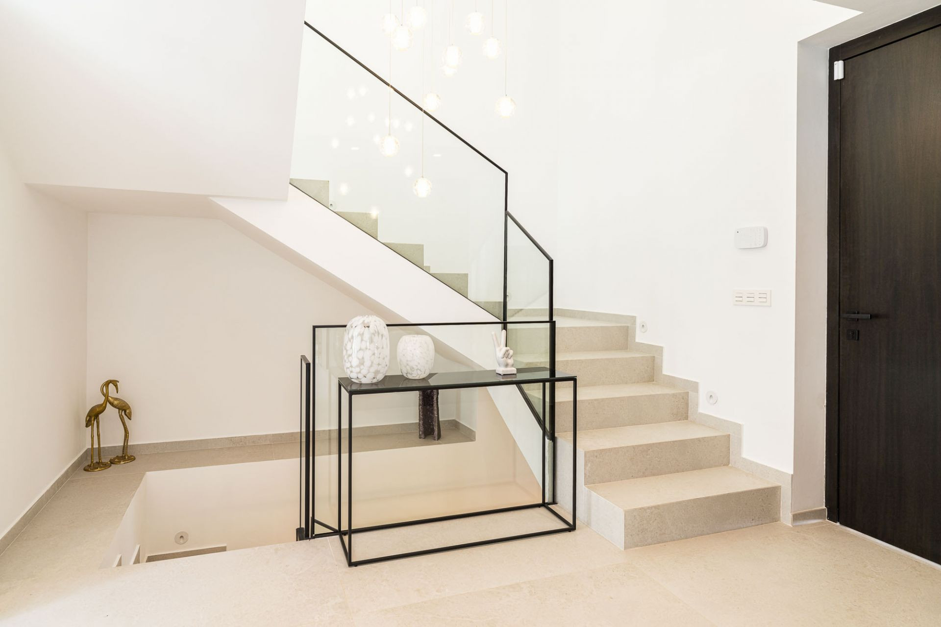 Villa 4 Bedrooms 4 Bathrooms in Marbella, Costa del Sol