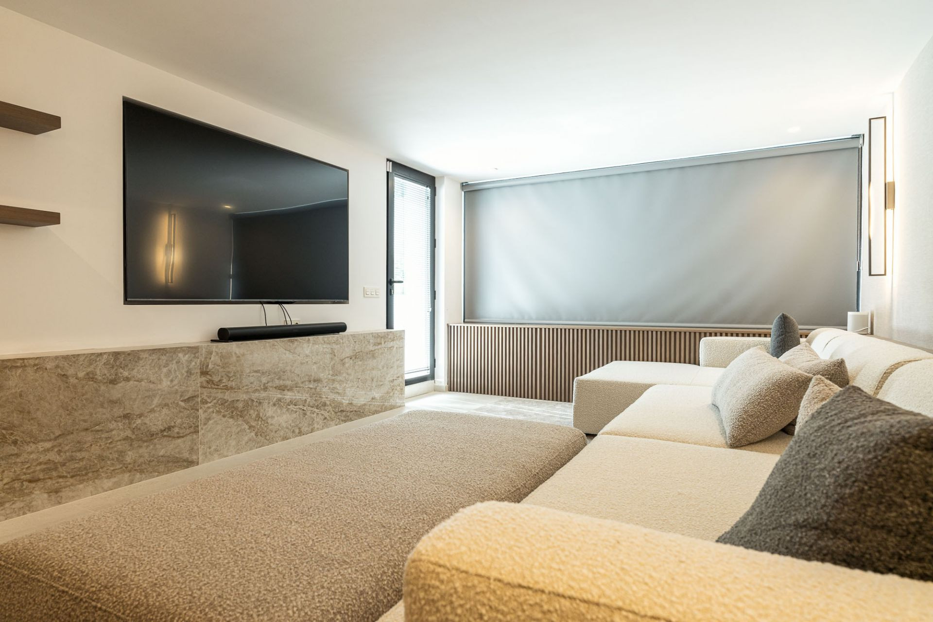 Villa 4 Bedrooms 4 Bathrooms in Marbella, Costa del Sol