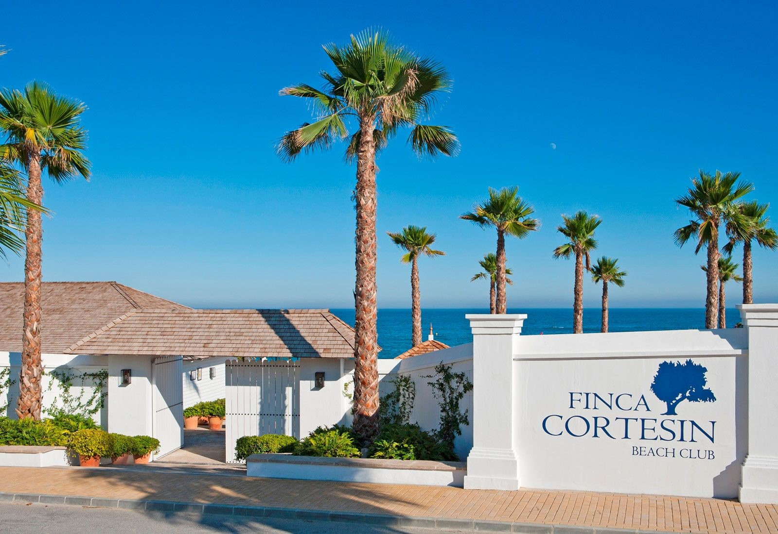 Apartment 2 Bedrooms 2 Bathrooms in Casares, Costa del Sol