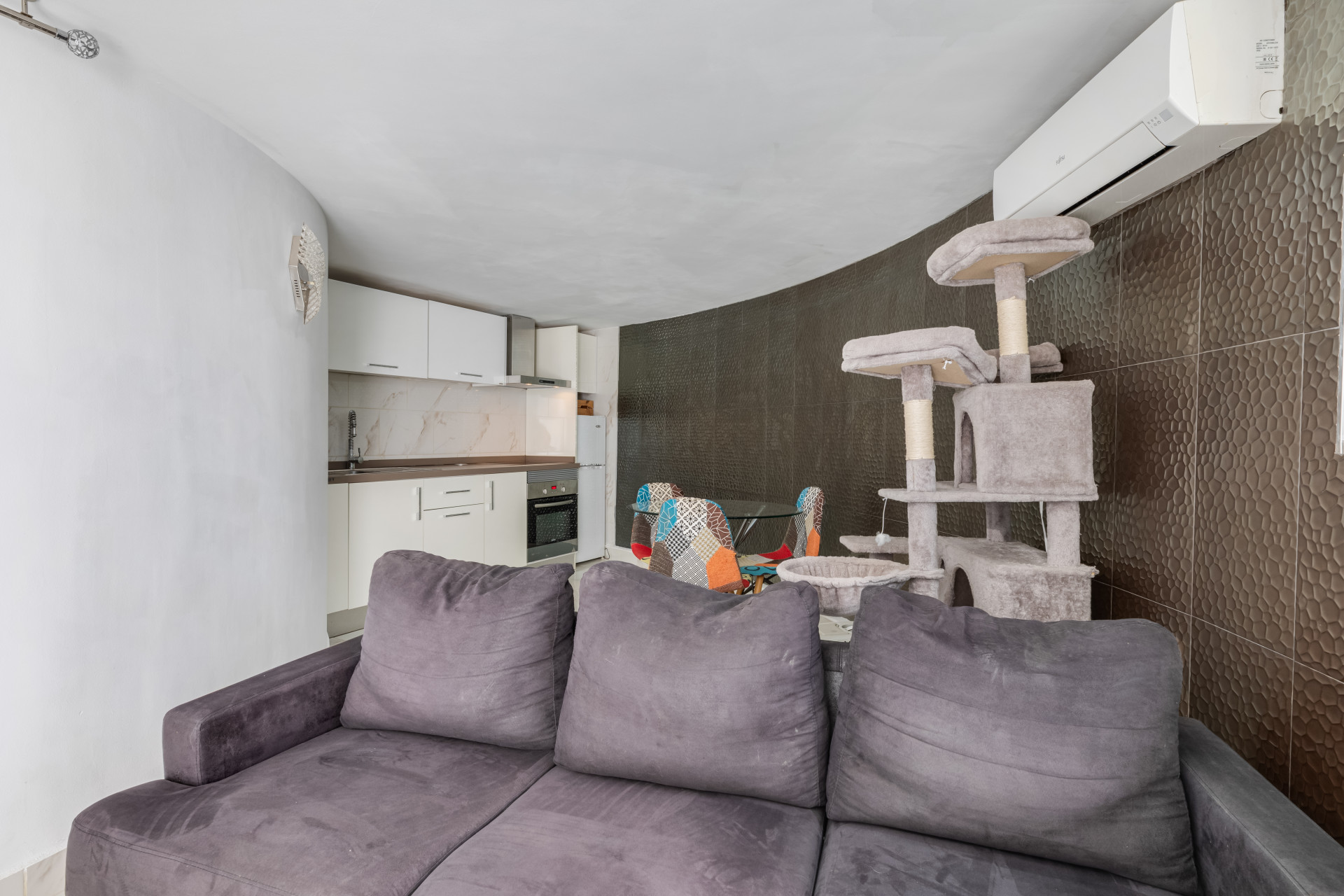 Villa 5 Bedrooms 6 Bathrooms in Marbella, Costa del Sol