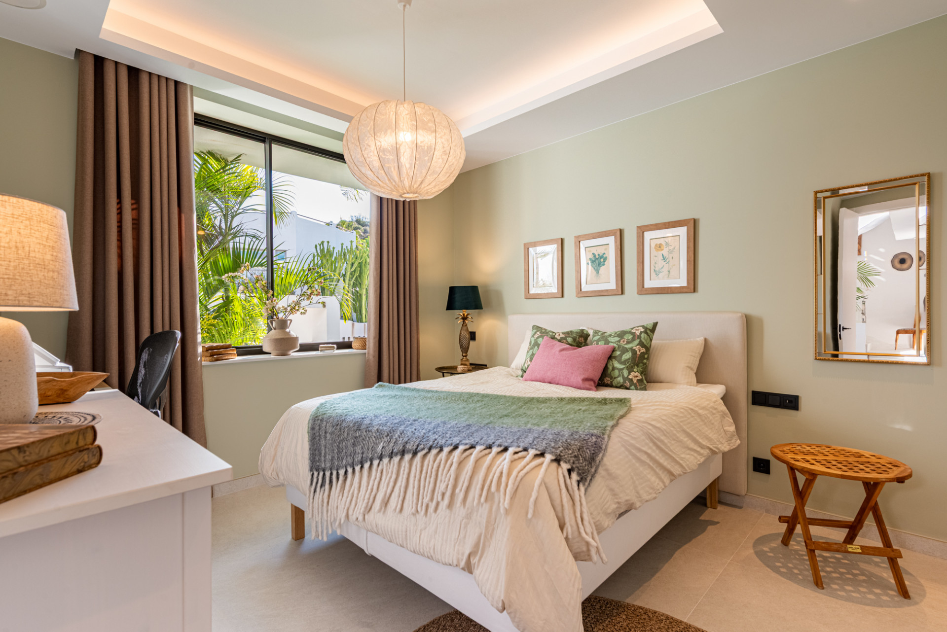Villa 3 Bedrooms 3 Bathrooms in Cerros del Aguila, Costa del Sol