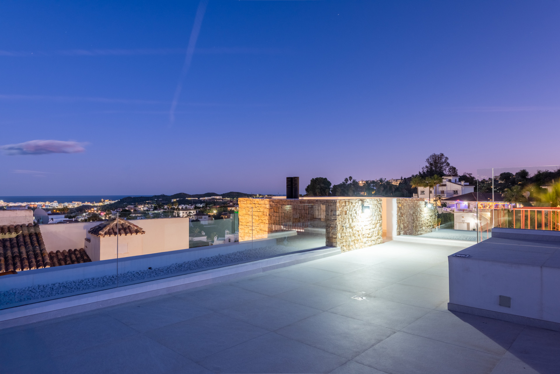 Villa 3 Bedrooms 3 Bathrooms in Cerros del Aguila, Costa del Sol