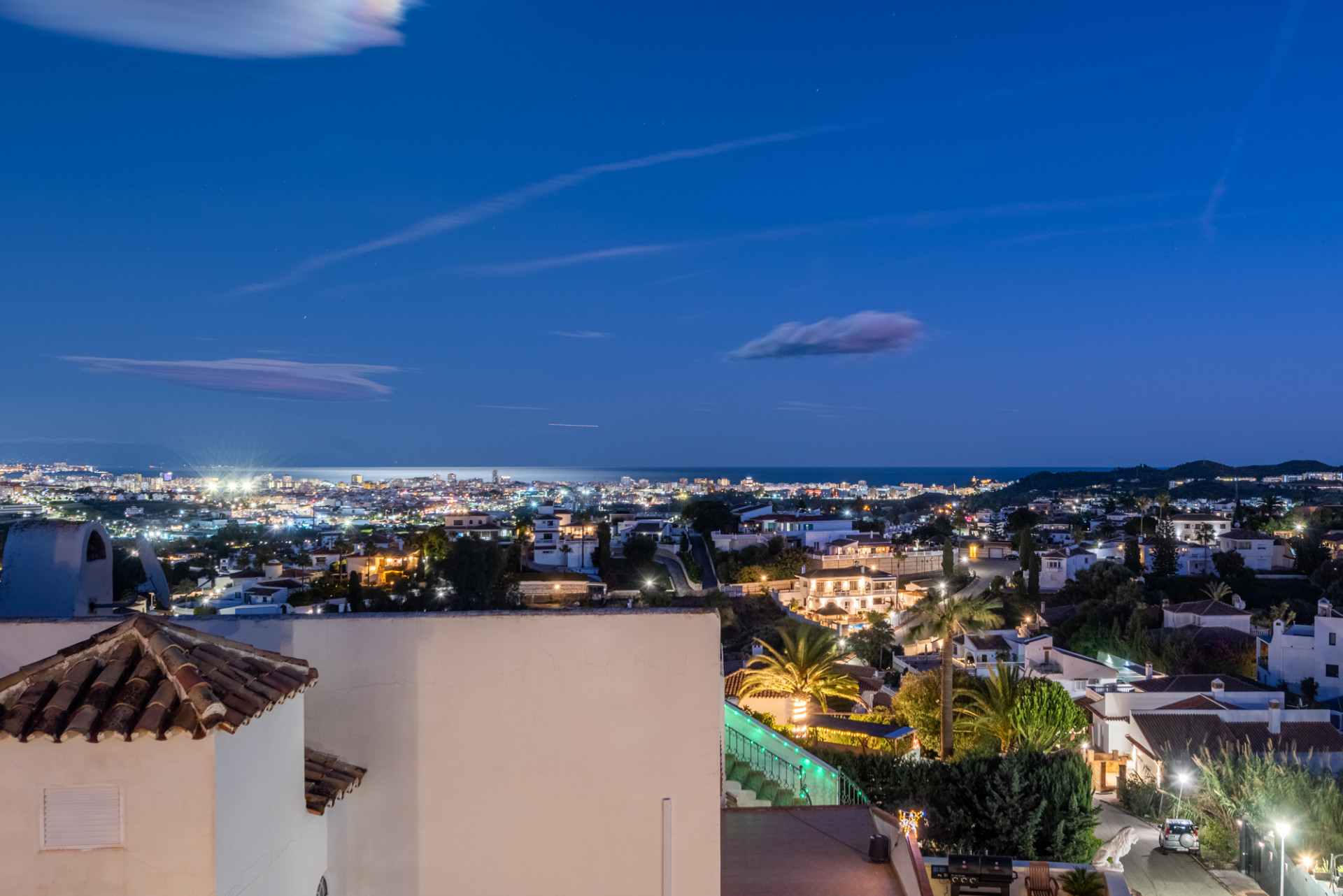 Villa 3 Bedrooms 3 Bathrooms in Cerros del Aguila, Costa del Sol