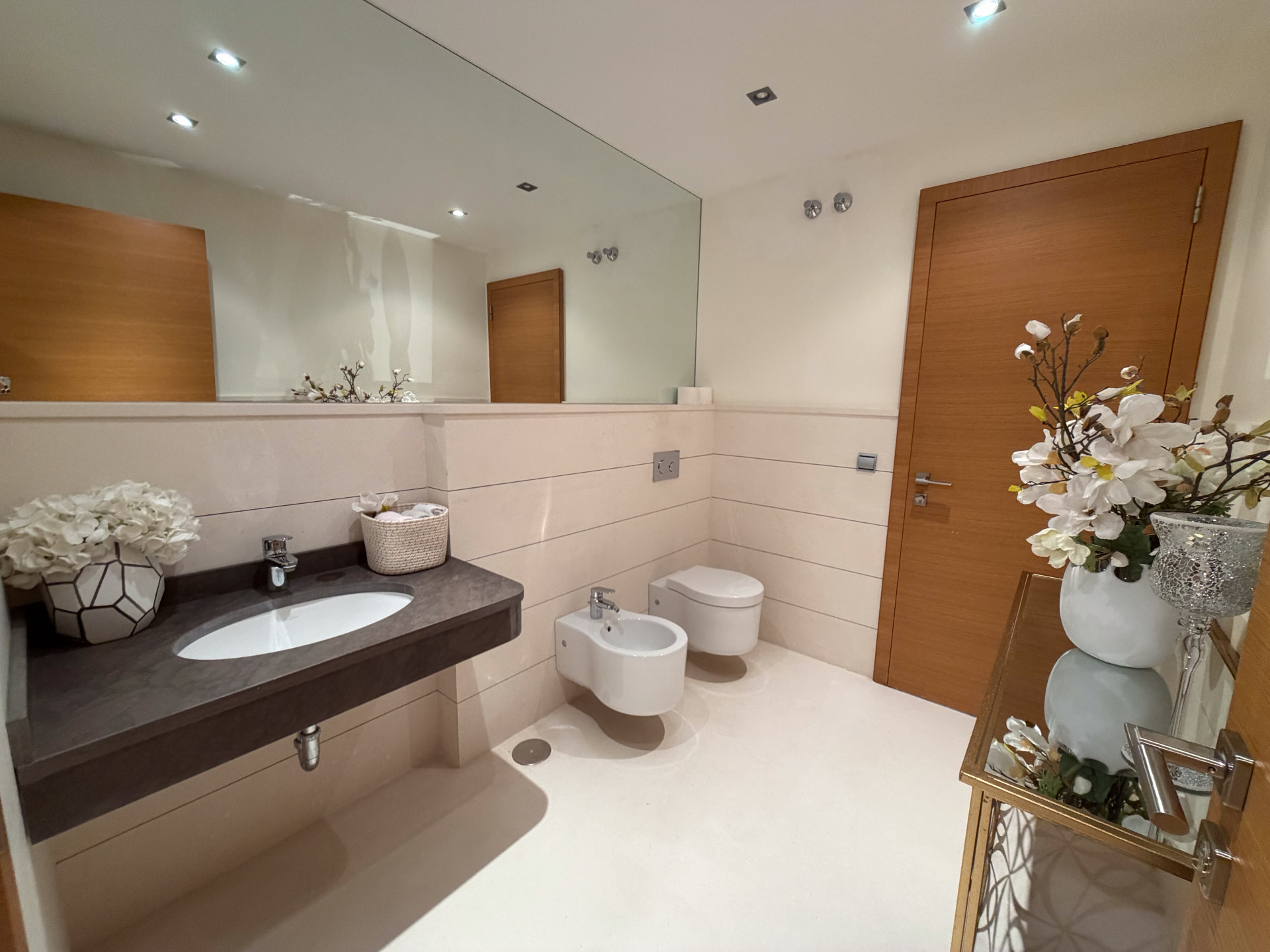 Villa 6 Bedrooms 7 Bathrooms in Guadalmina Alta, Costa del Sol