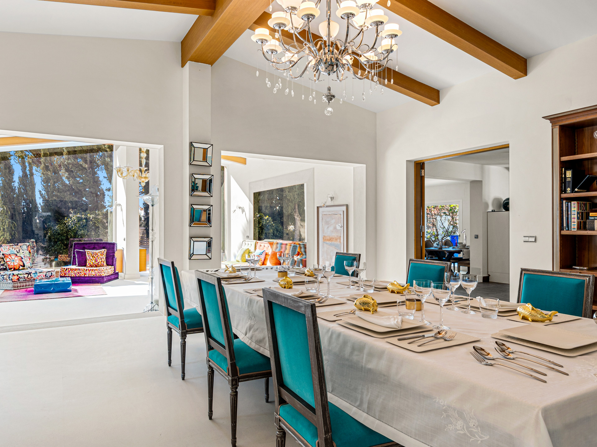 Villa 6 Bedrooms 7 Bathrooms in Guadalmina Alta, Costa del Sol