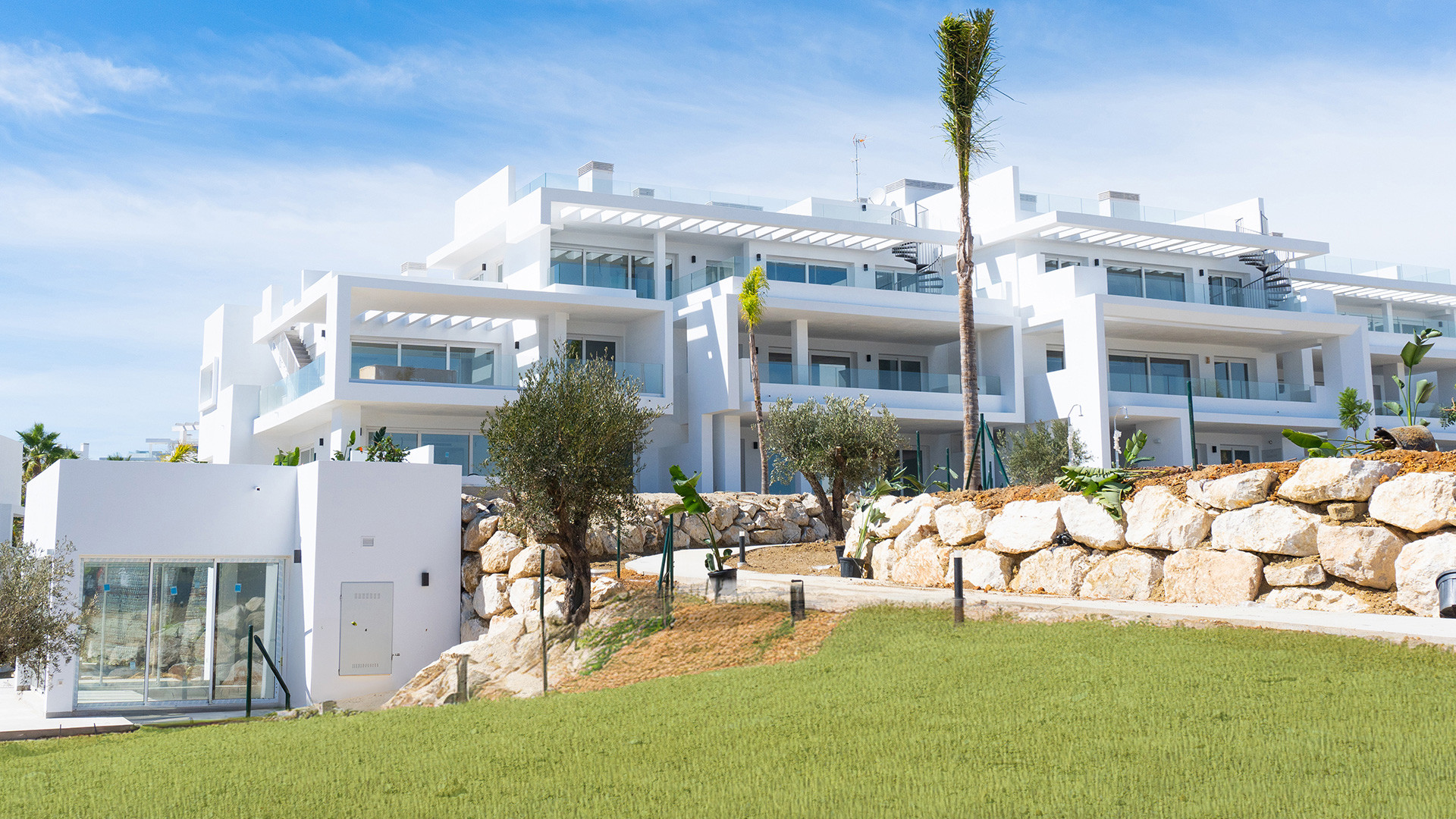 Apartment 2 Bedrooms 2 Bathrooms in Casares, Costa del Sol