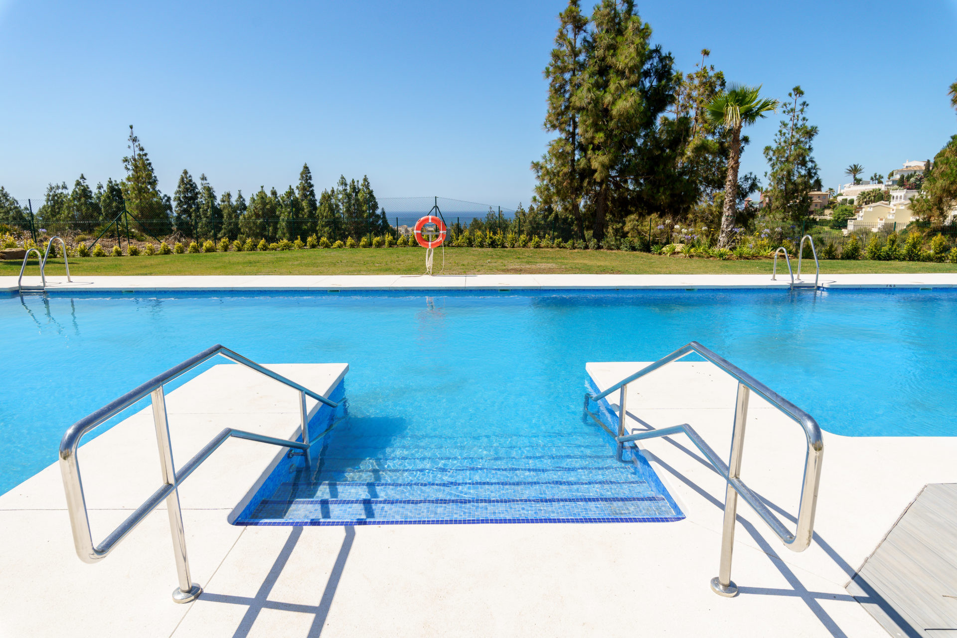 Apartment 4 Bedrooms 3 Bathrooms in Mijas, Costa del Sol