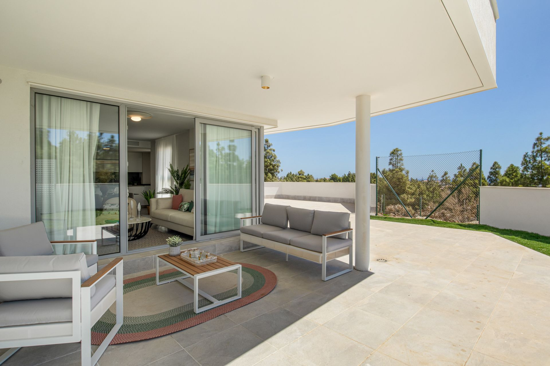 Apartment 4 Bedrooms 3 Bathrooms in Mijas, Costa del Sol
